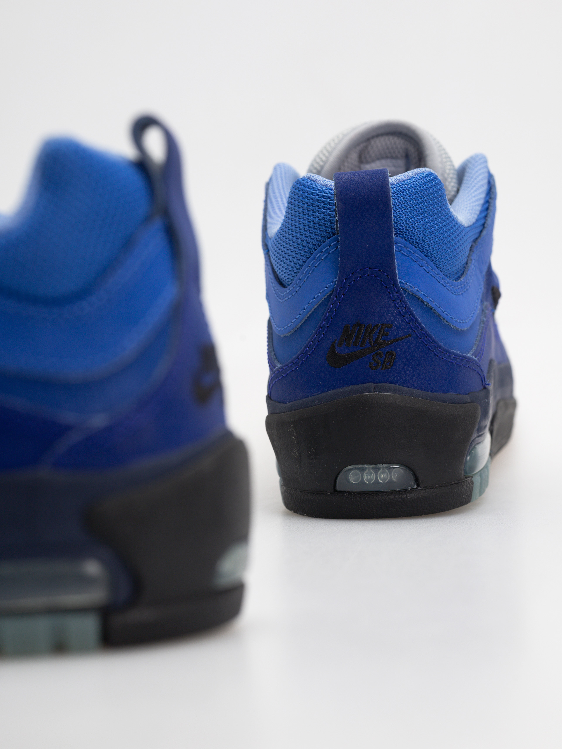 Buty Nike SB Air Max Ishod (blue void/metallic silver radiant blue)