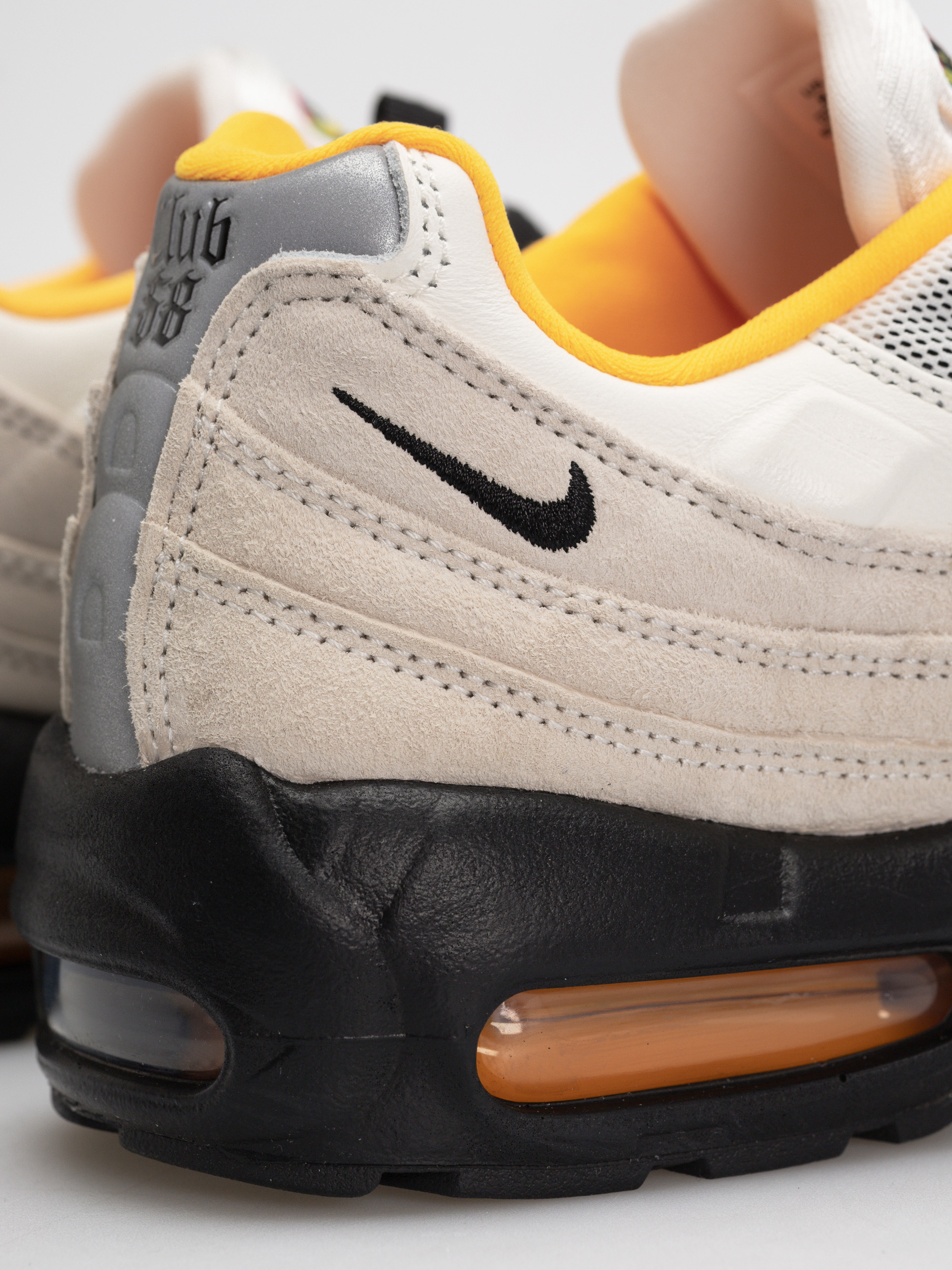 Buty Nike SB Air Max 95 (sail/black laser orange)