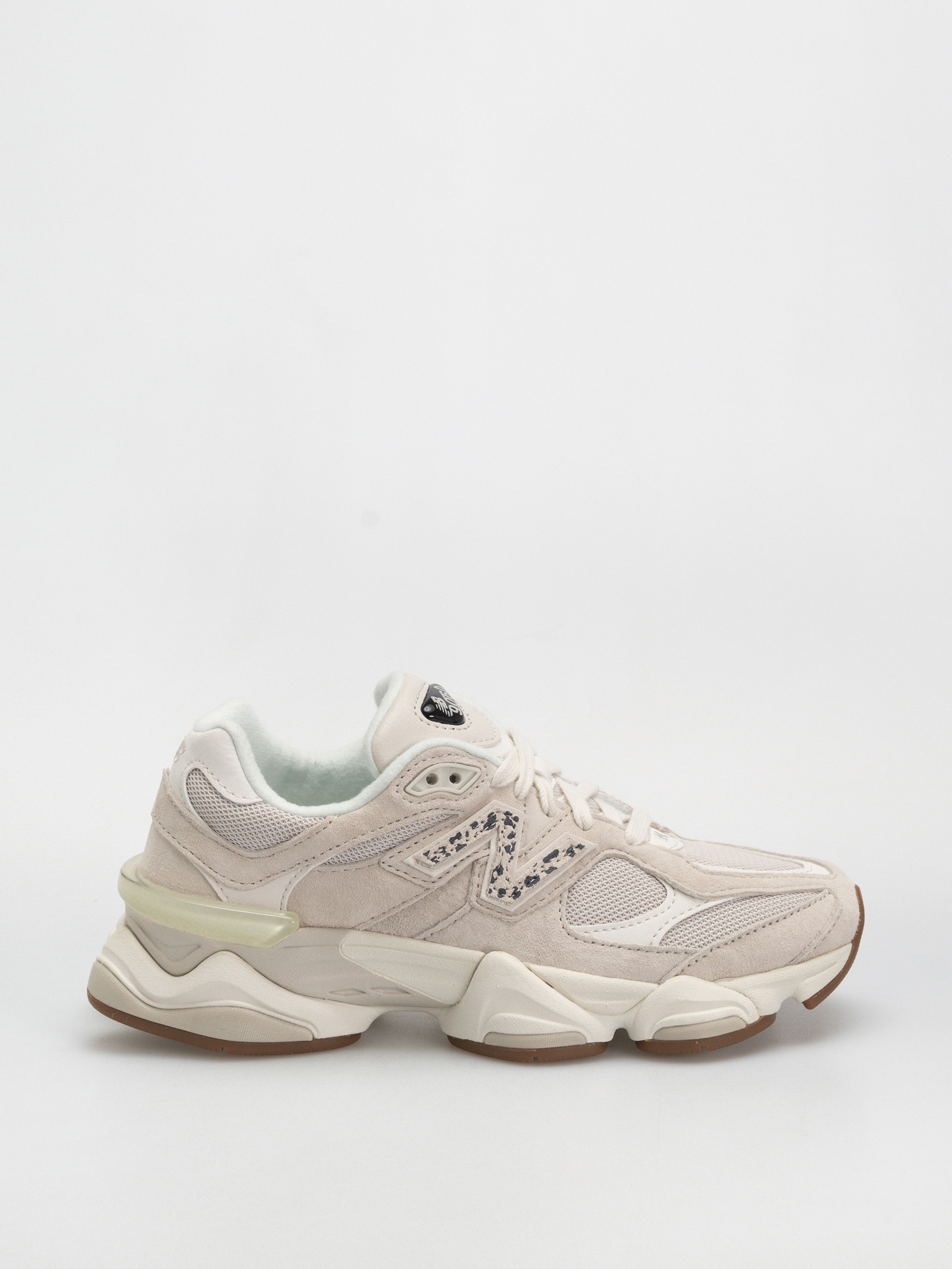 Buty New Balance 9060 (moonbeam/sea salt/black)