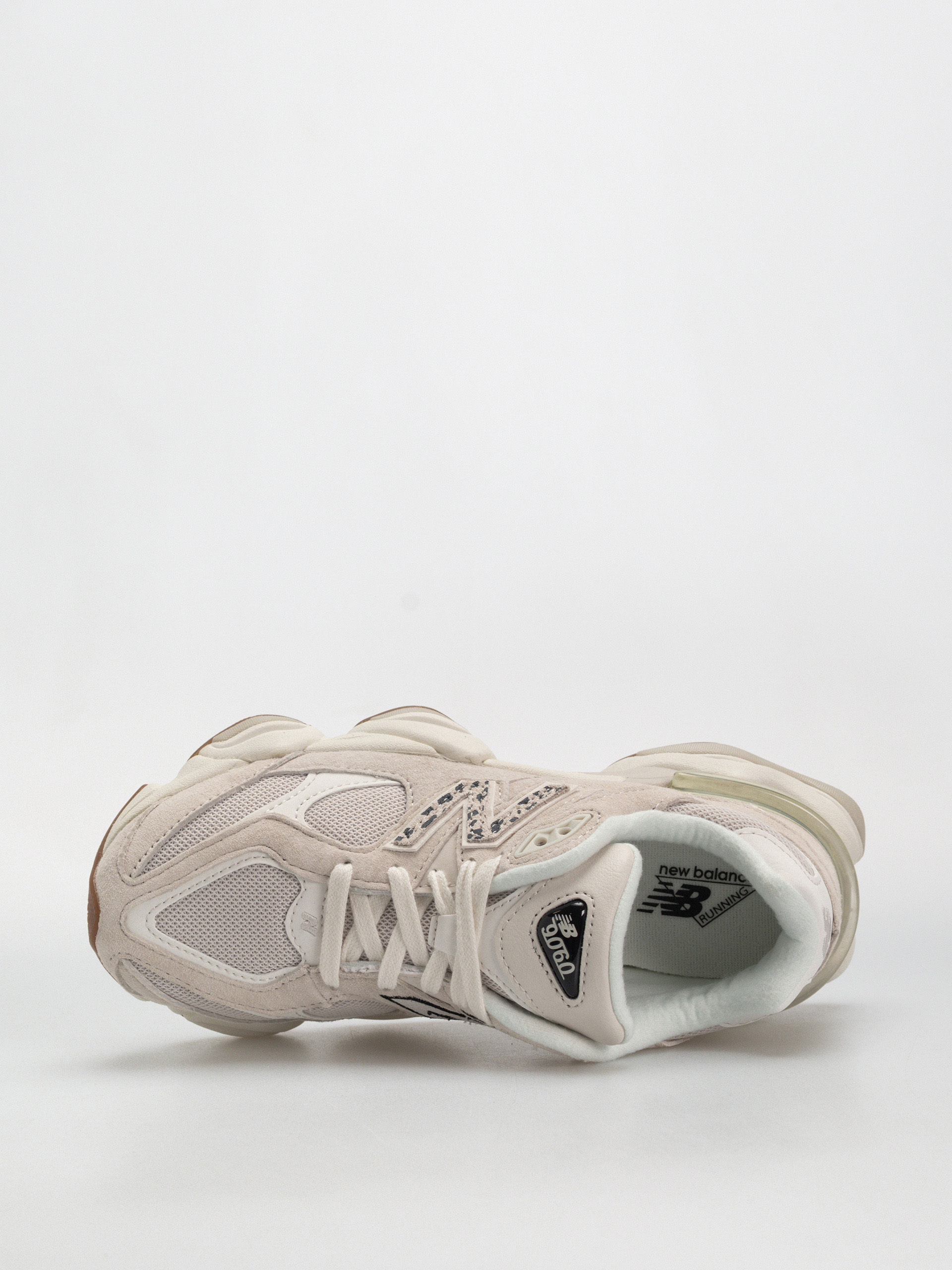 Buty New Balance 9060 (moonbeam/sea salt/black)