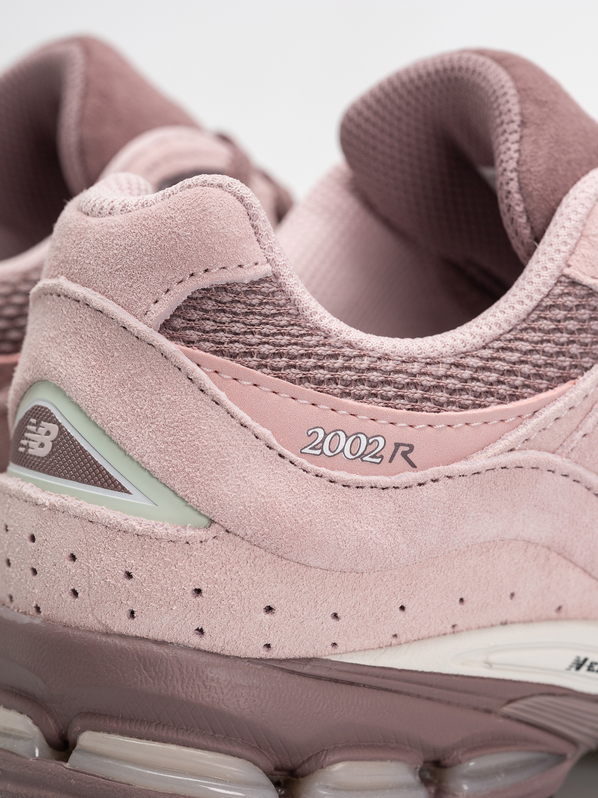 Buty New Balance 2002 (pink chalk/pebble)