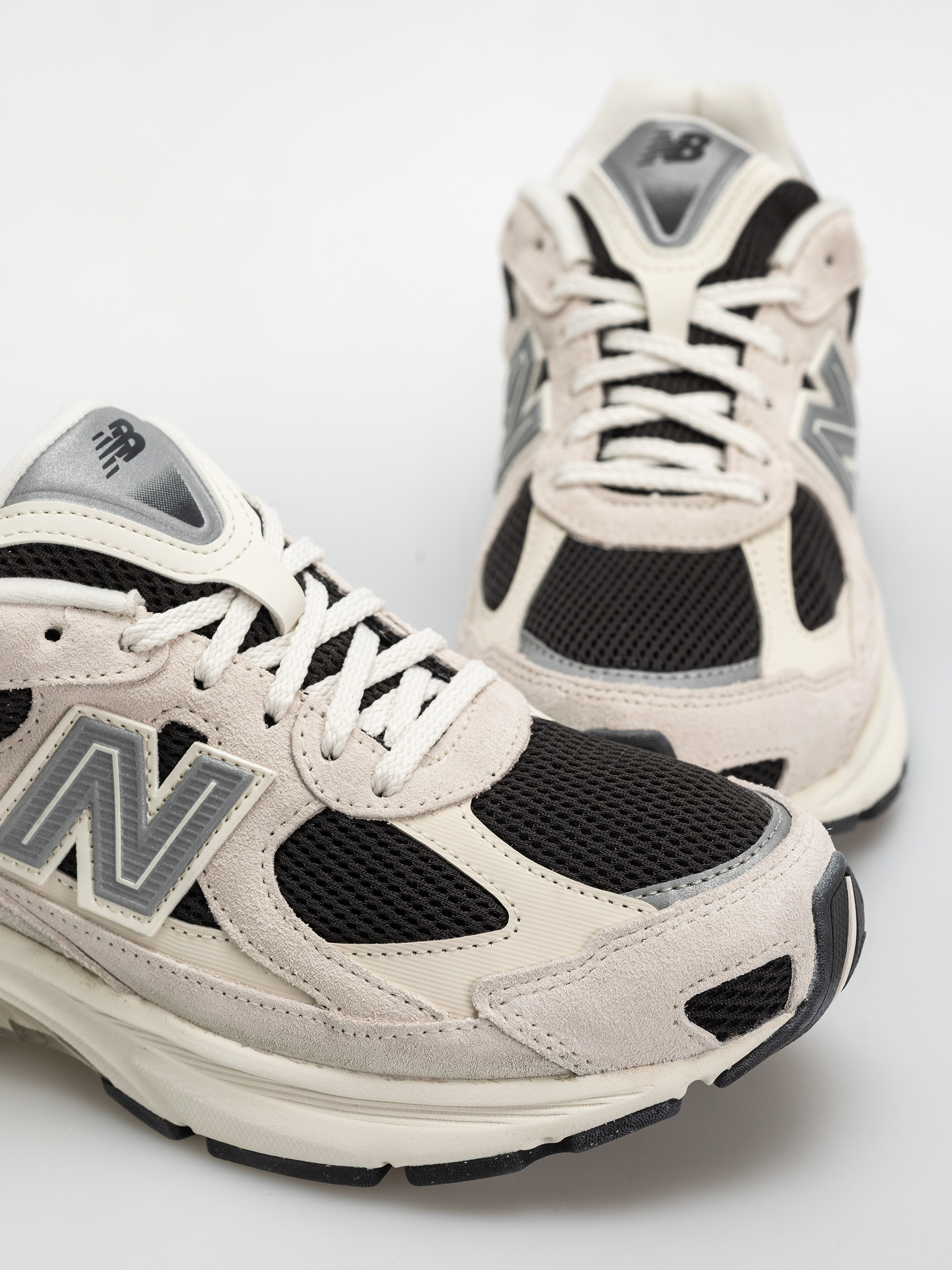 Buty New Balance 2010 (sea salt/black cement)