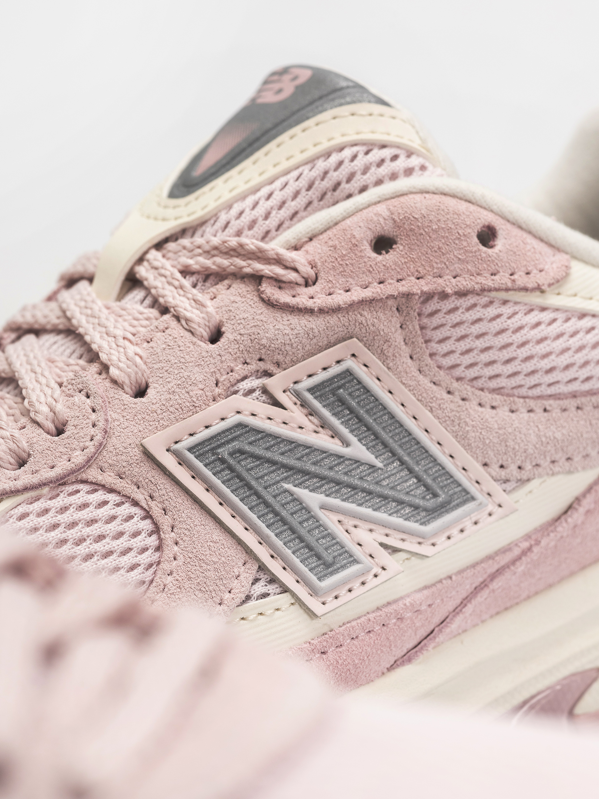 Buty New Balance 2010 (pink chalk/sea salt)