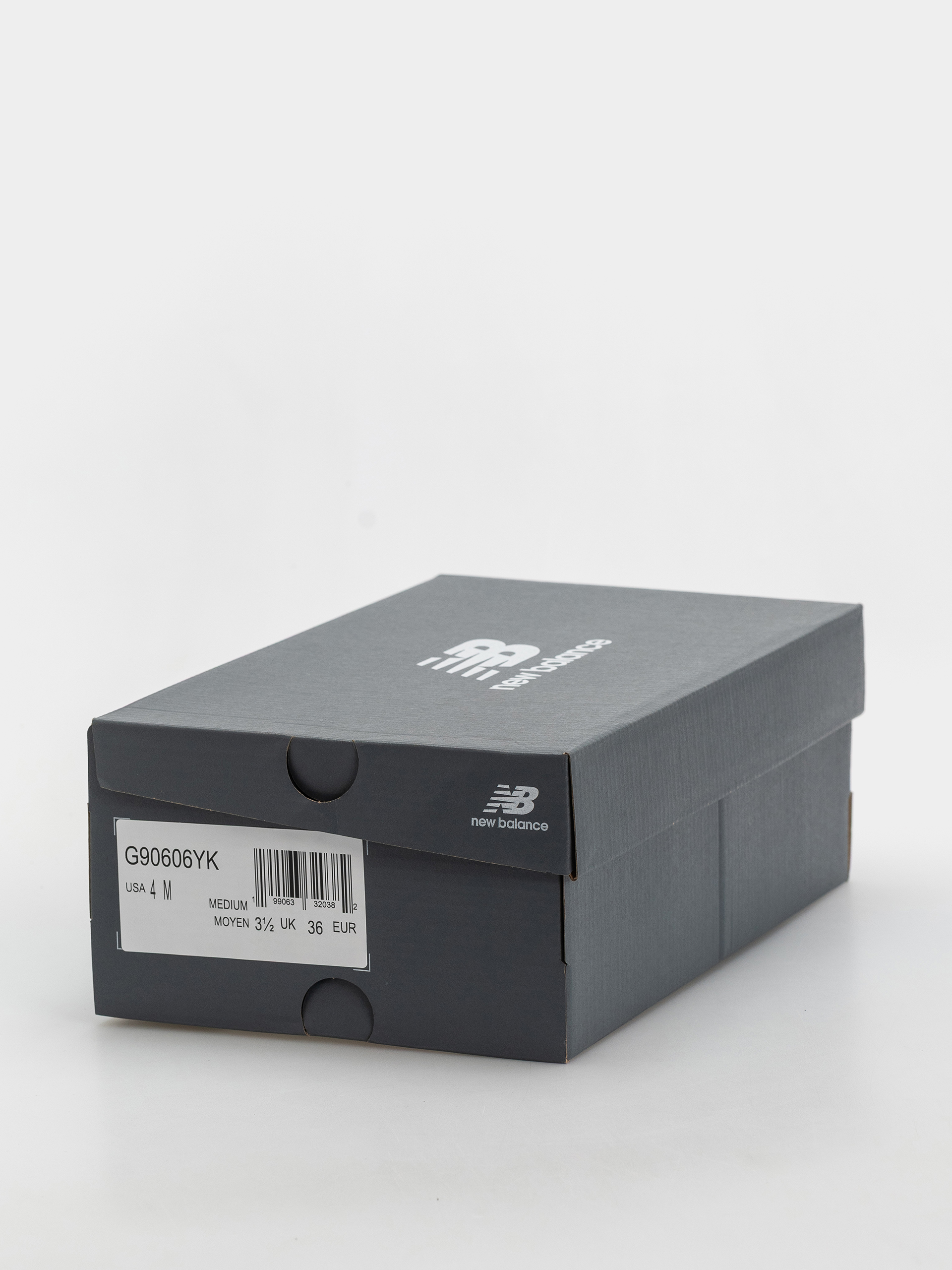 Buty New Balance 9060 JR (black/neptune grey)