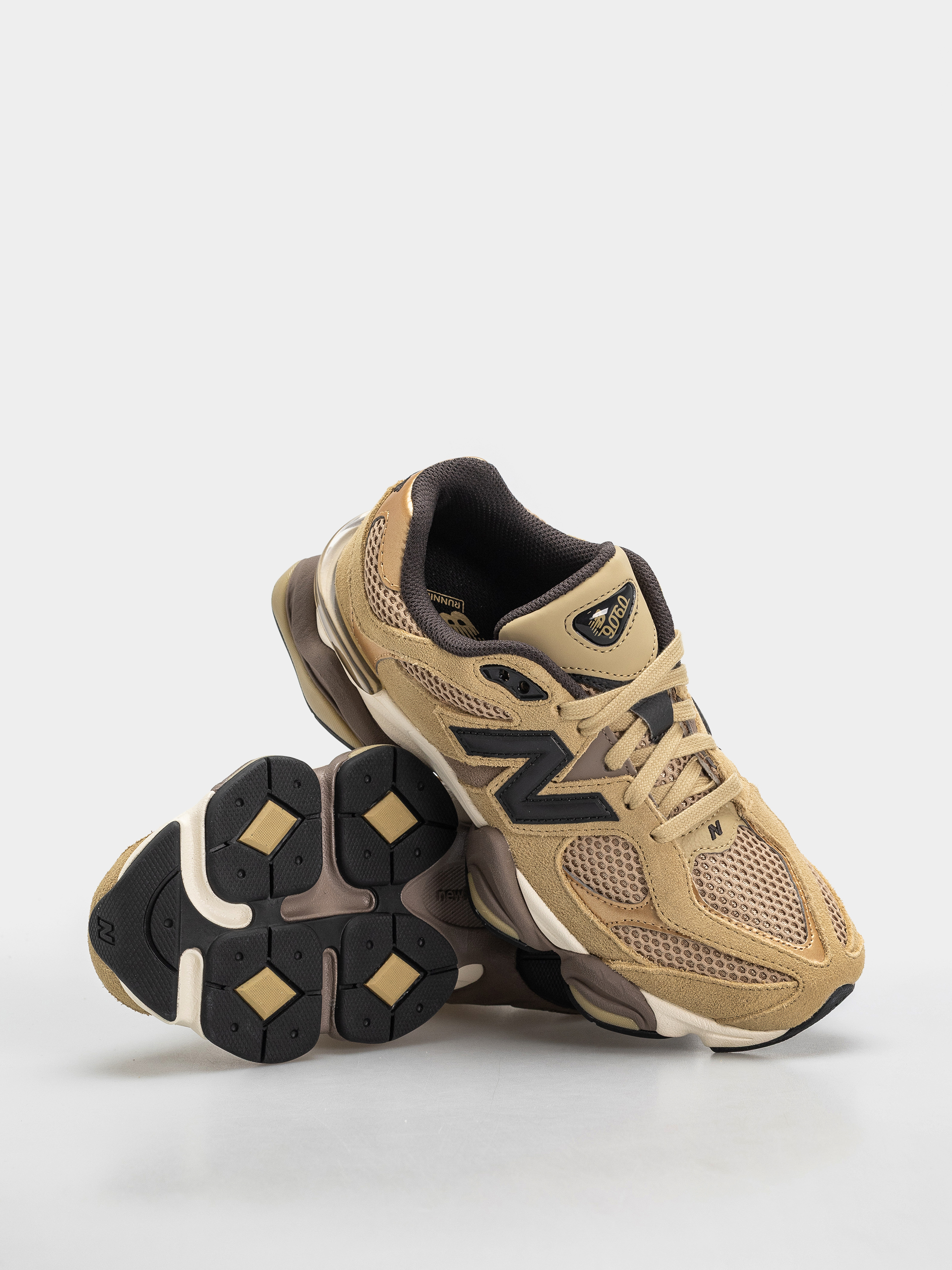 Buty New Balance 9060 (quicksand/incense)