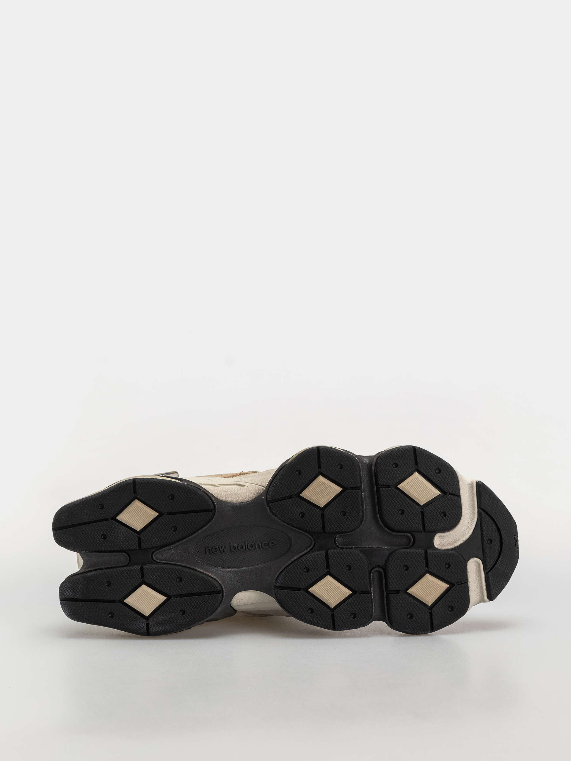 Buty New Balance 9060 (timberwolf/black cement)