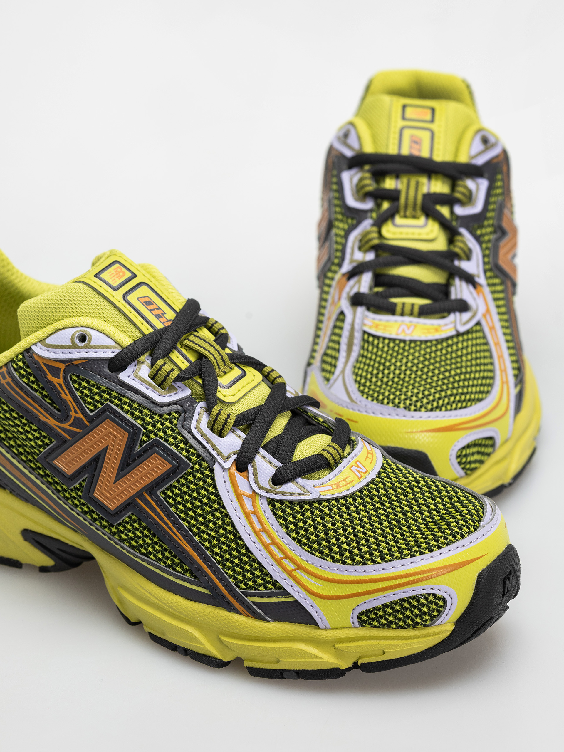 Buty New Balance 740 (field green/black cement)