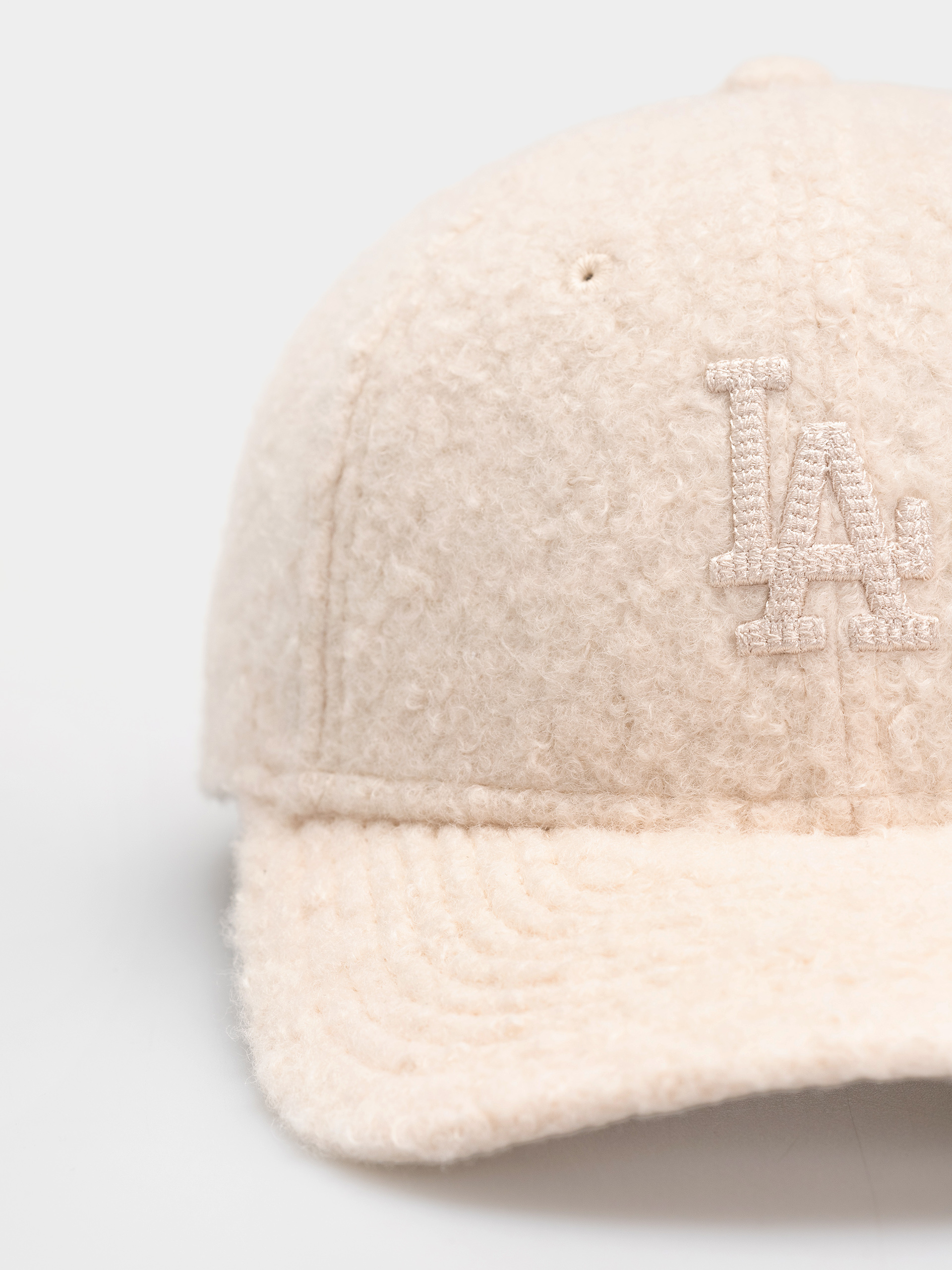 Czapka z daszkiem New Era Winter Borg 9Forty Mc Los Angeles Dodgers Wmn (light cream)