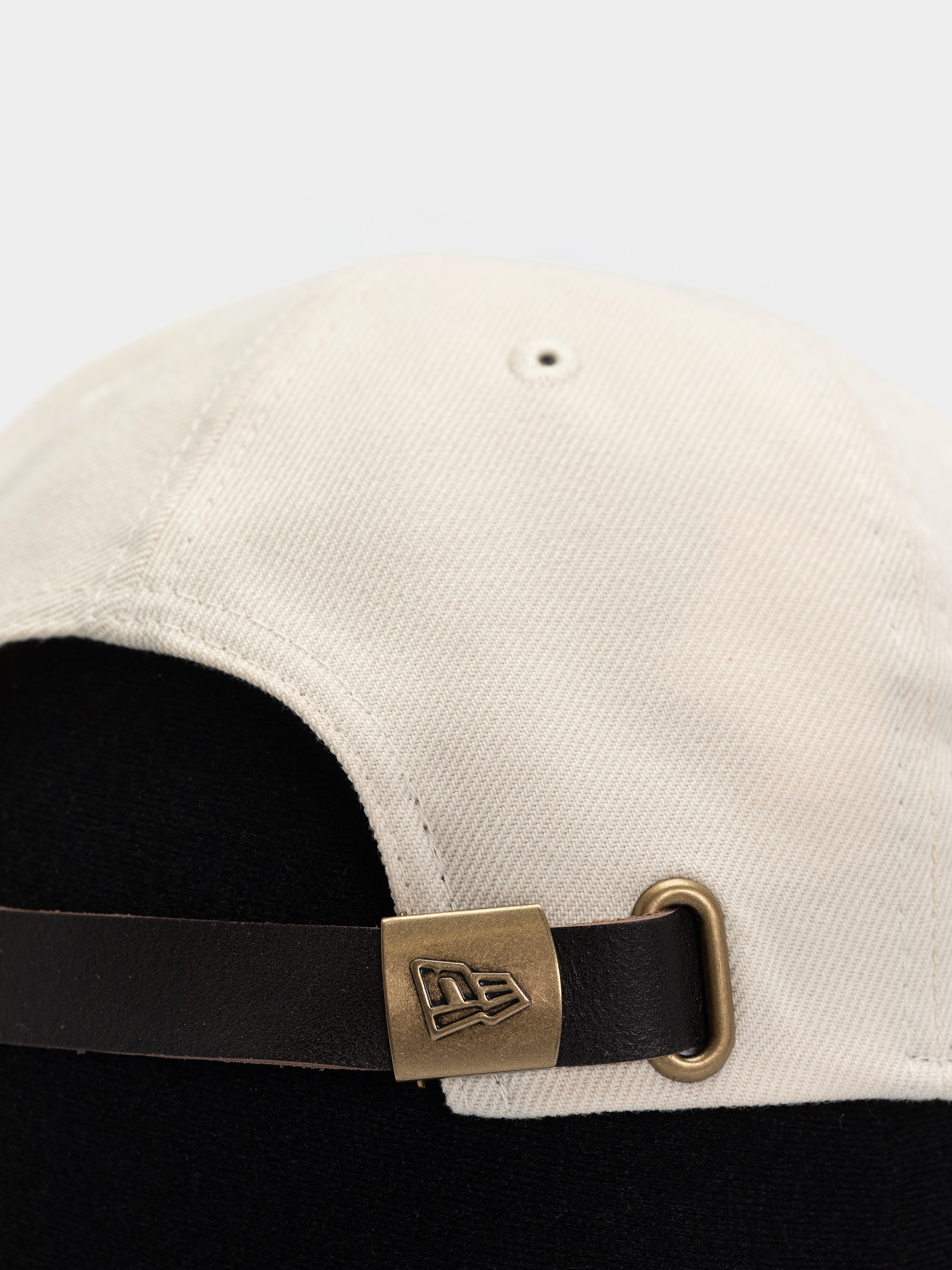 Czapka z daszkiem New Era Suede Pc 9Fifty Rc (light cream/brown)