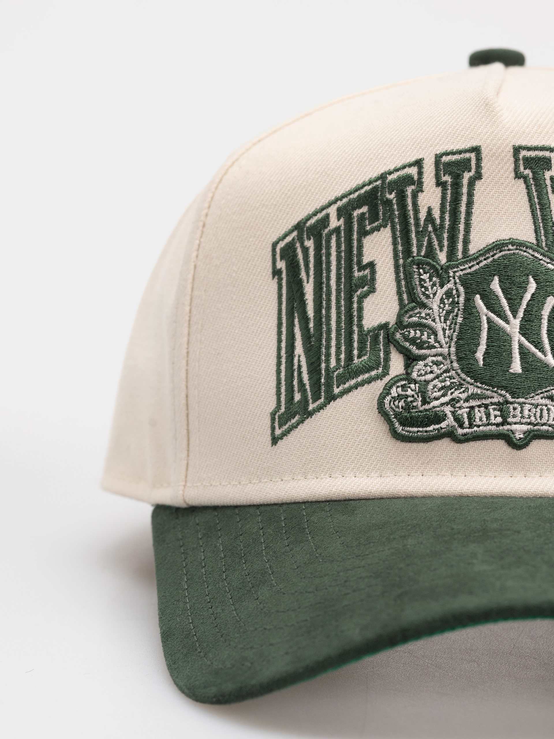 Czapka z daszkiem New Era Wordmark Suede Eframe New York Yankees (light cream/green)