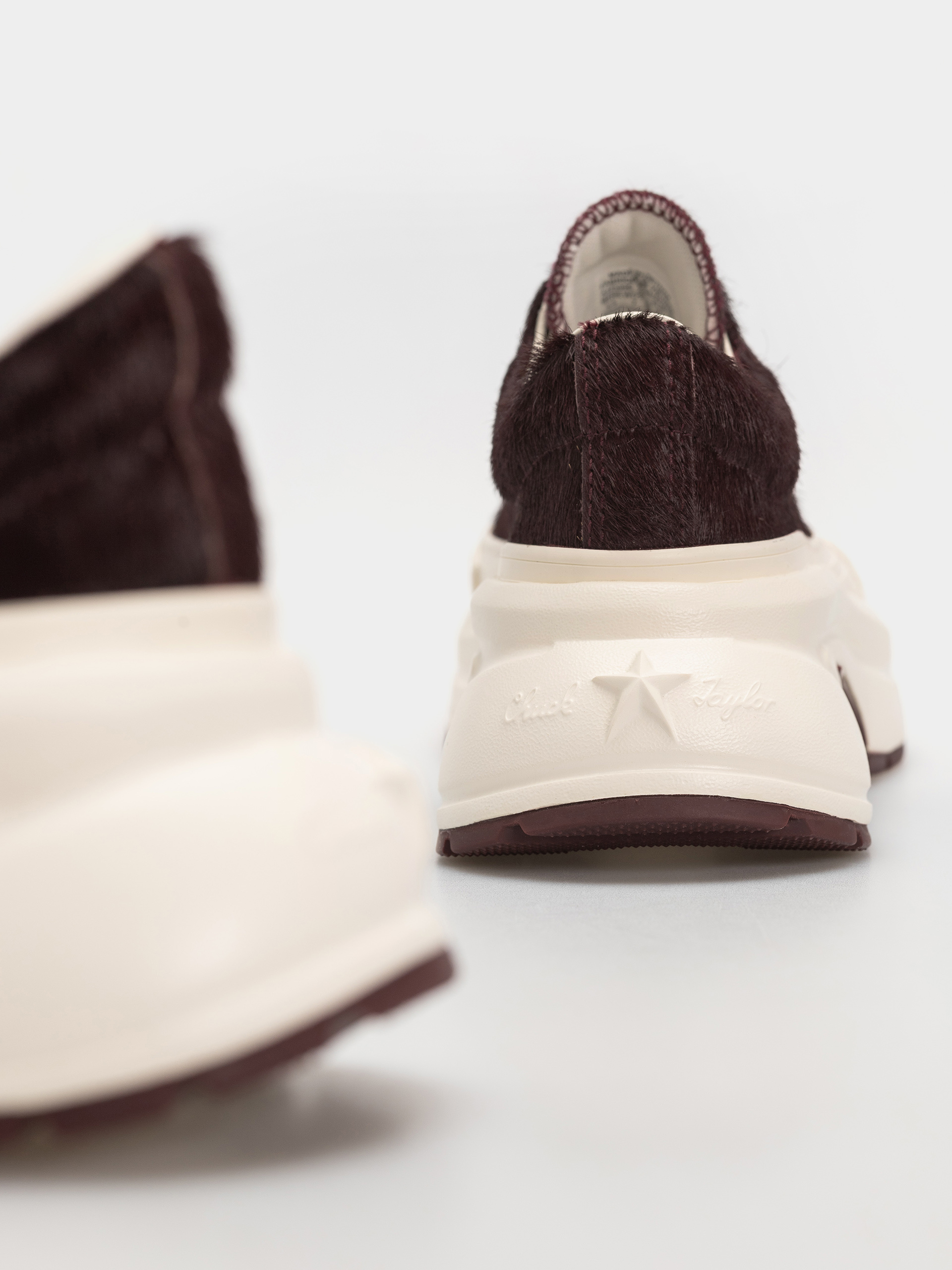 Buty Converse Run Star Crush Ox Wmn (cherry daze/egret)