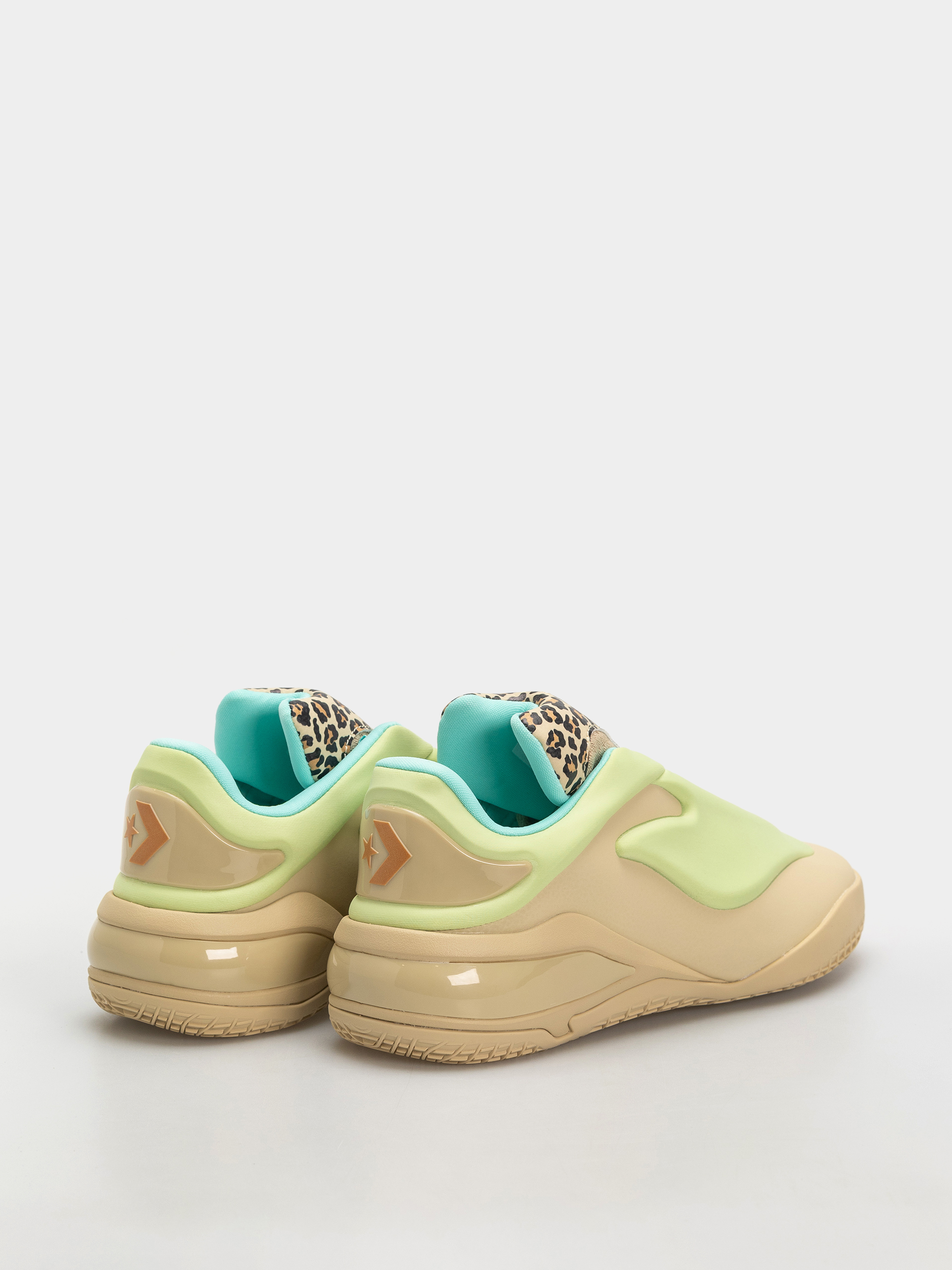 Buty Converse Shai 001 Lace Up Ox (last straw)