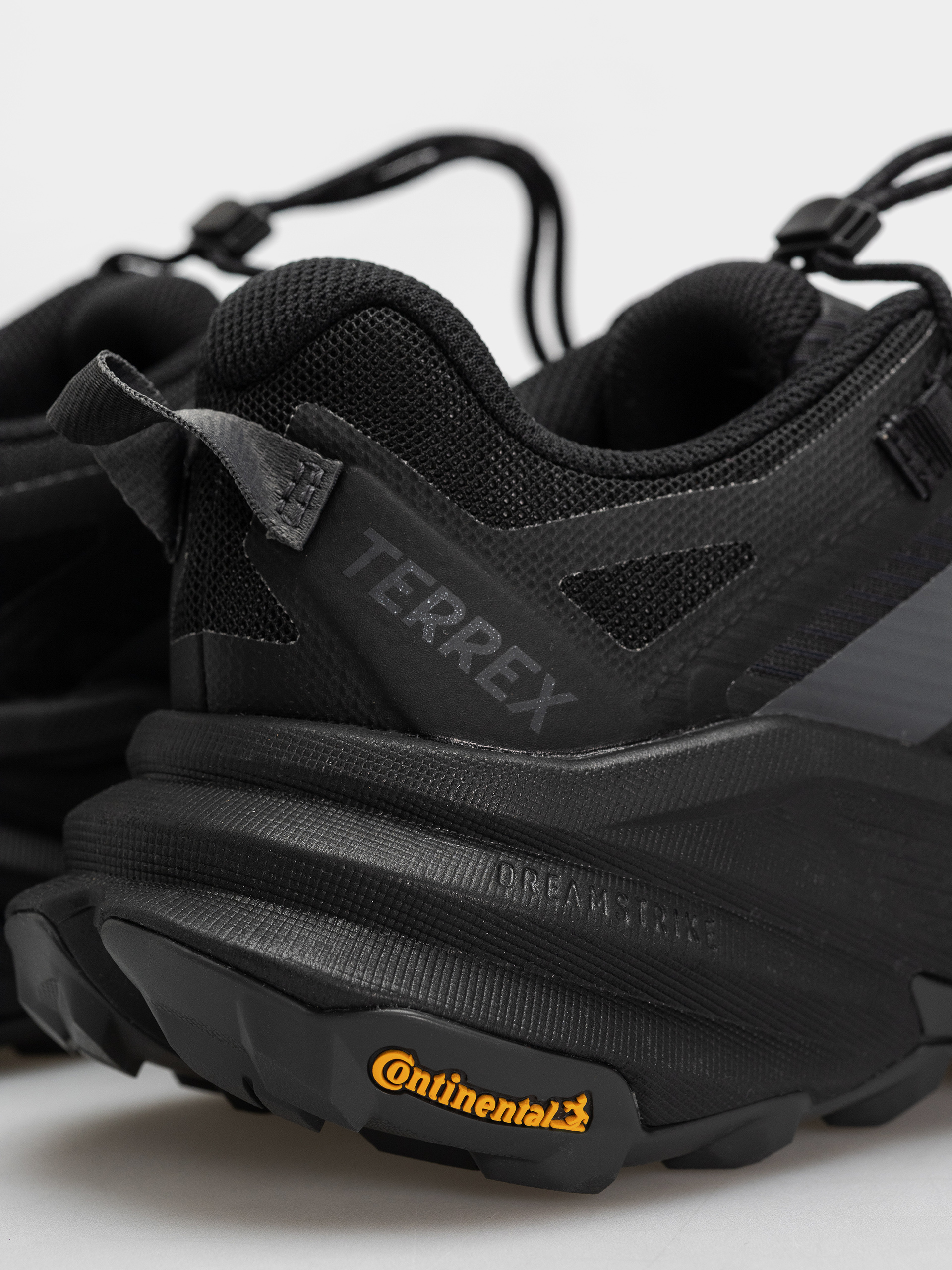 Buty adidas Terrex Freehiker Sl (cblack/gresix/gresix)