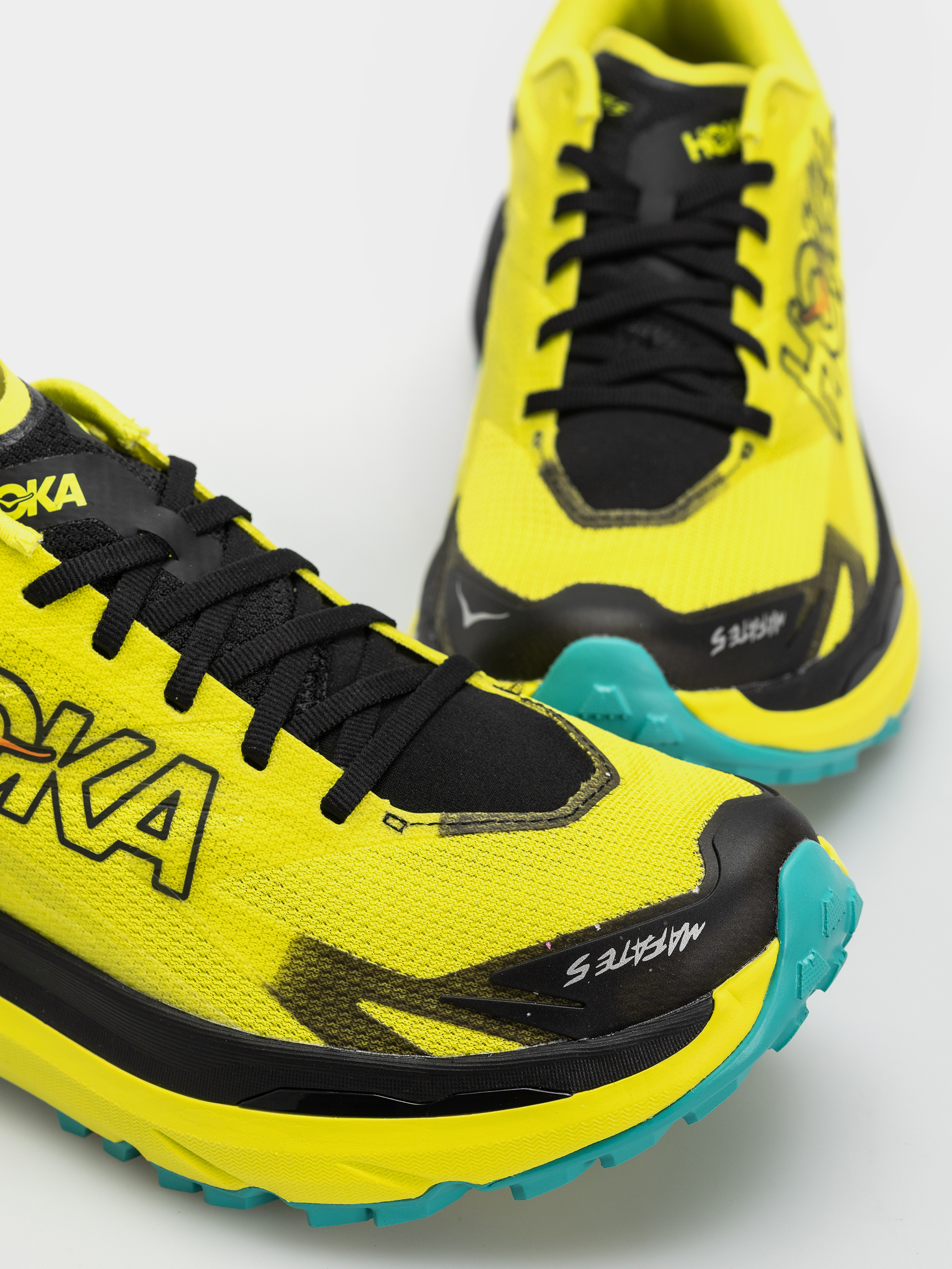 Buty Hoka Mafate 5 (black/hoka citrus)