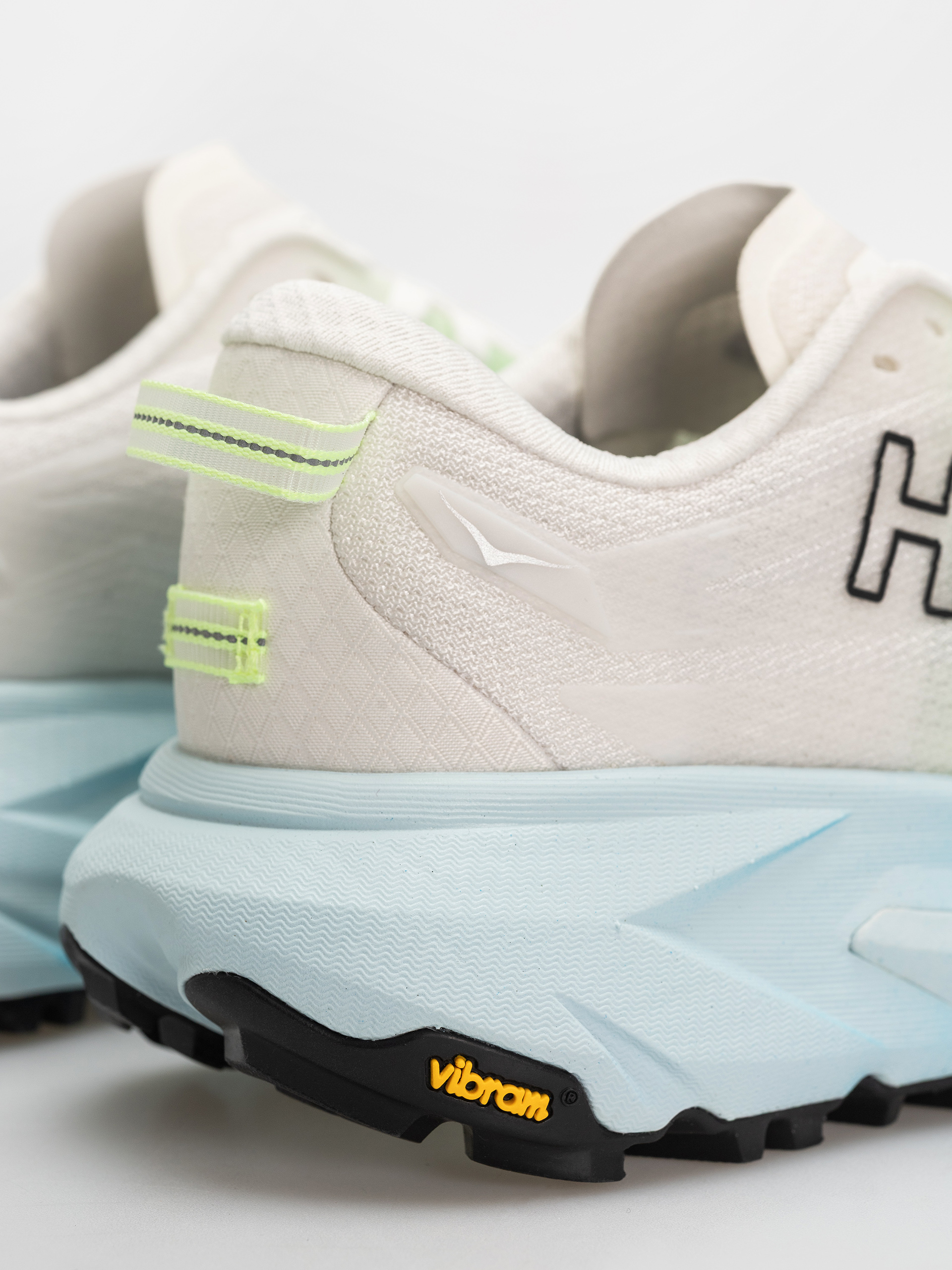 Buty Hoka Mafate 5 Wmn (frost/tart apple)