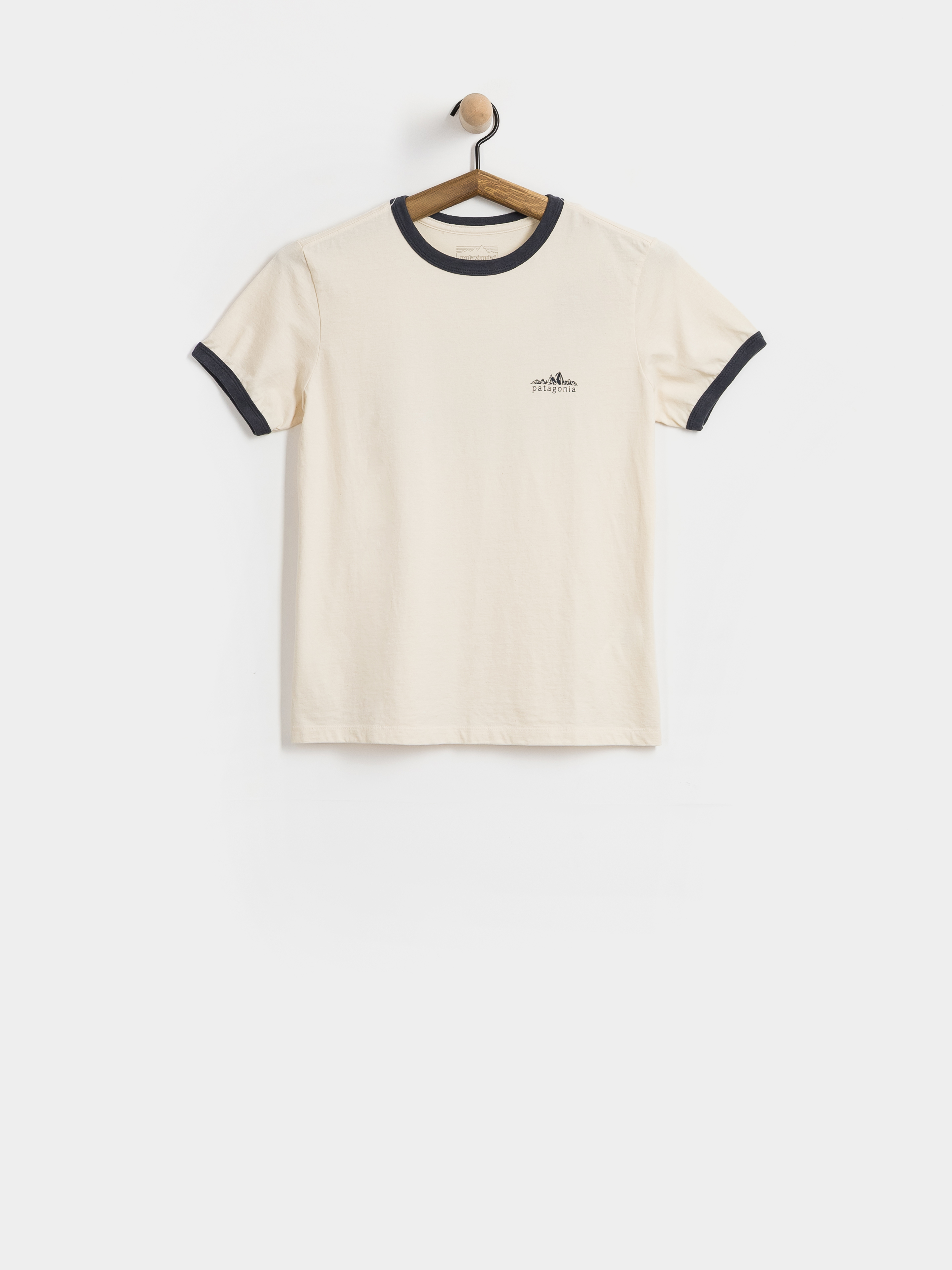 T-shirt Patagonia Fitz Roy Foothills Ringer Wmn (undyed natural)