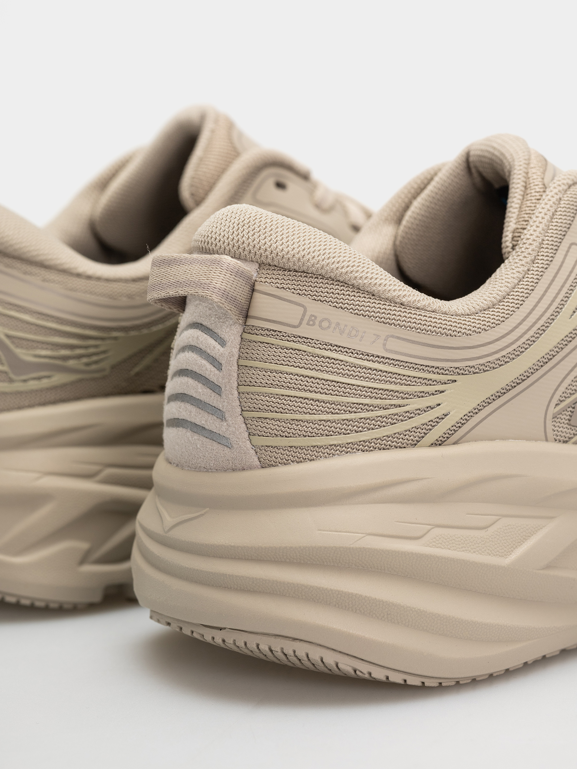 Buty Hoka Bondi 7 Wmn (archival taupe/archival taupe)