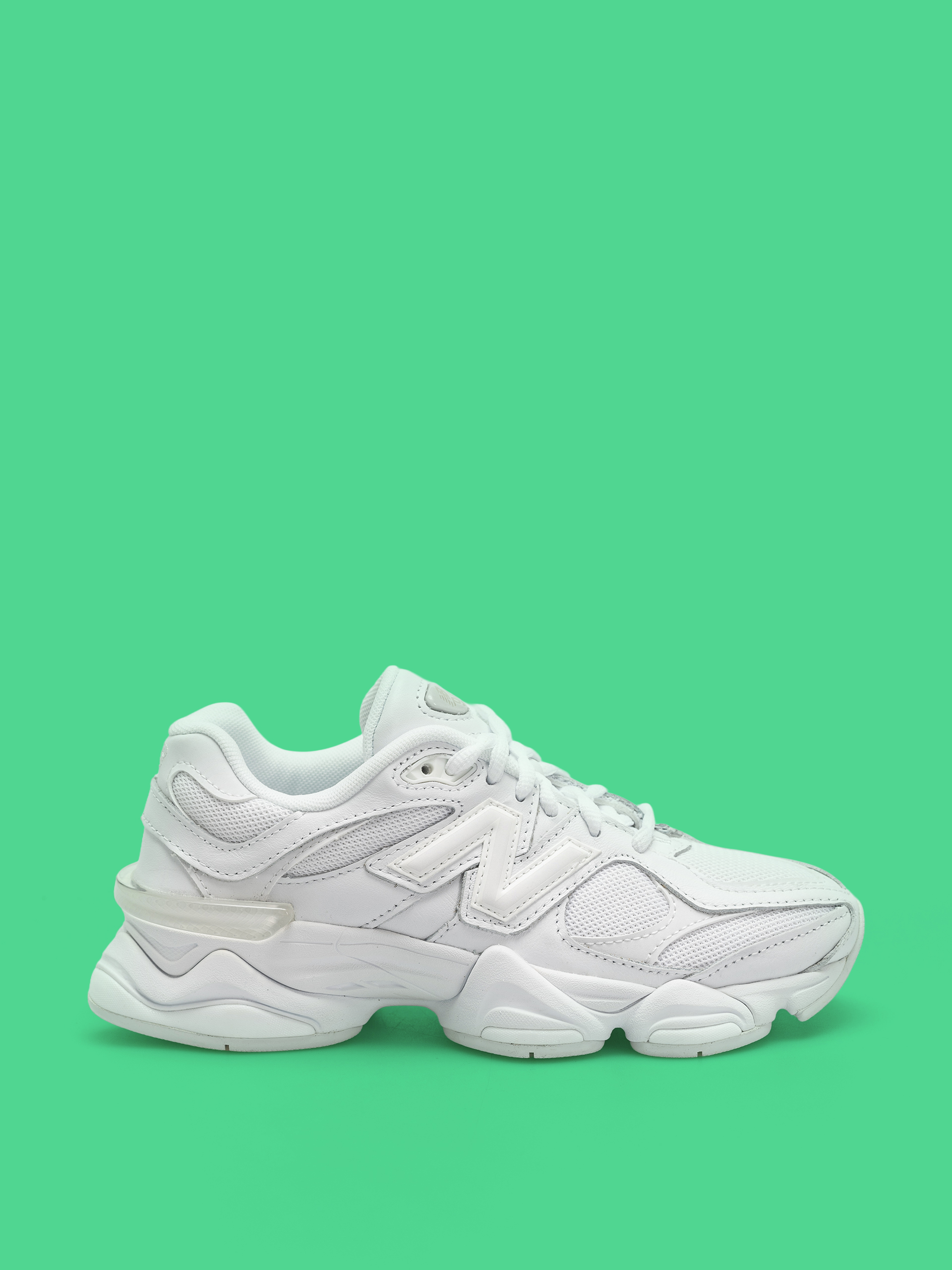 Buty New Balance 9060 (triple white)