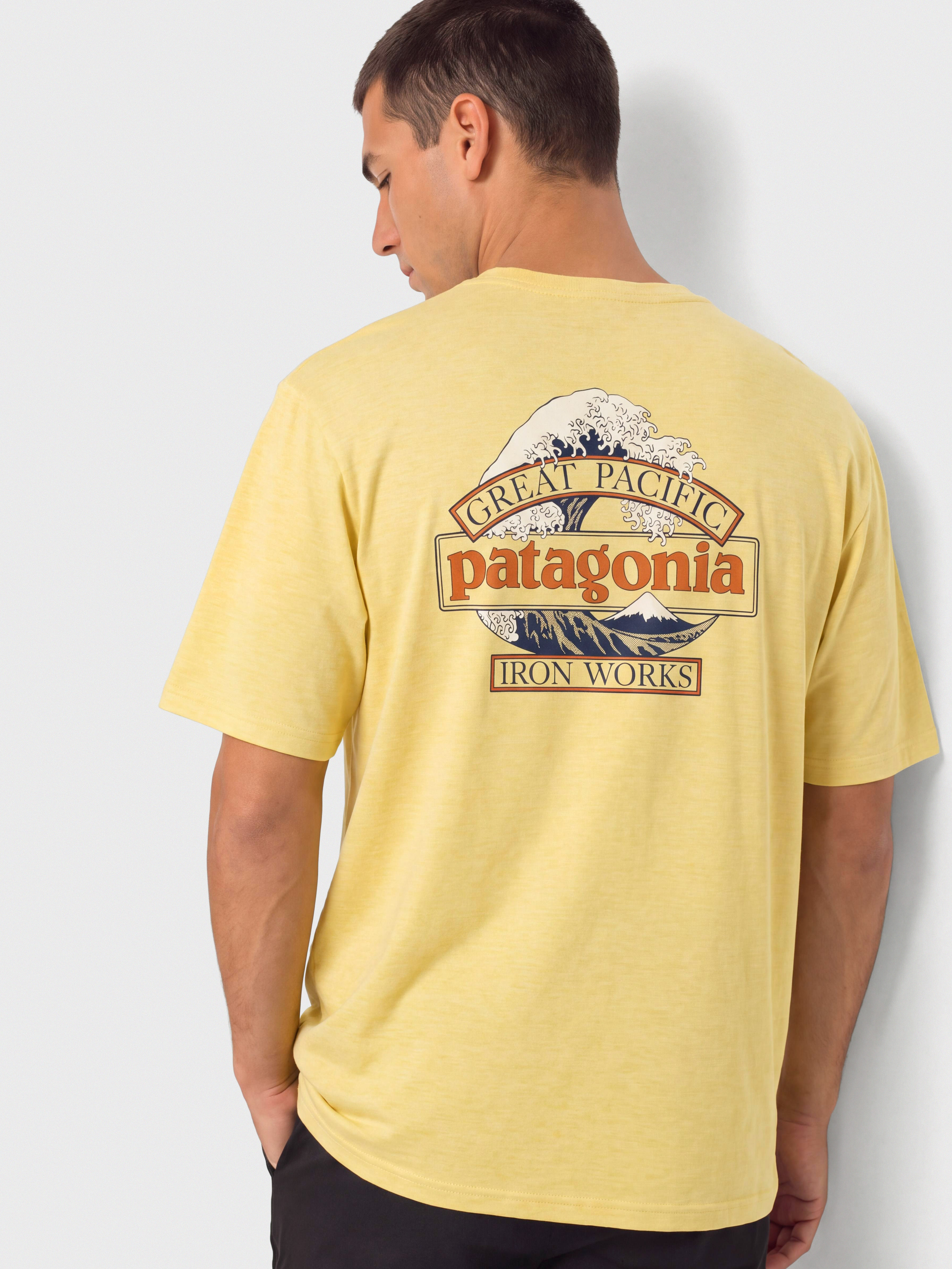 T-shirt Patagonia Cap Cool Daily Great Waves (limestone yellow light limestone yellow x dye)