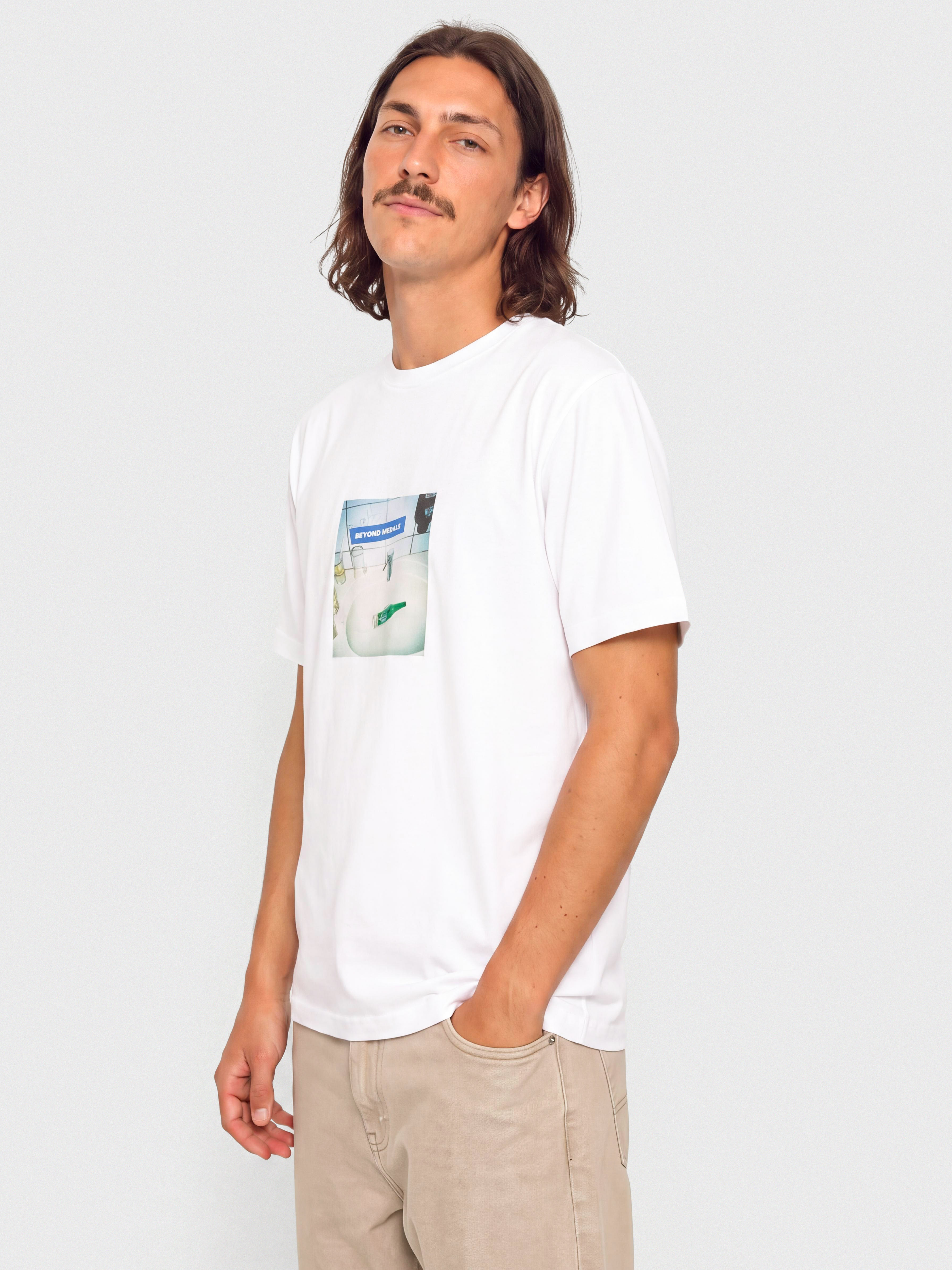 T-shirt Beyond Medals Bottle (white)