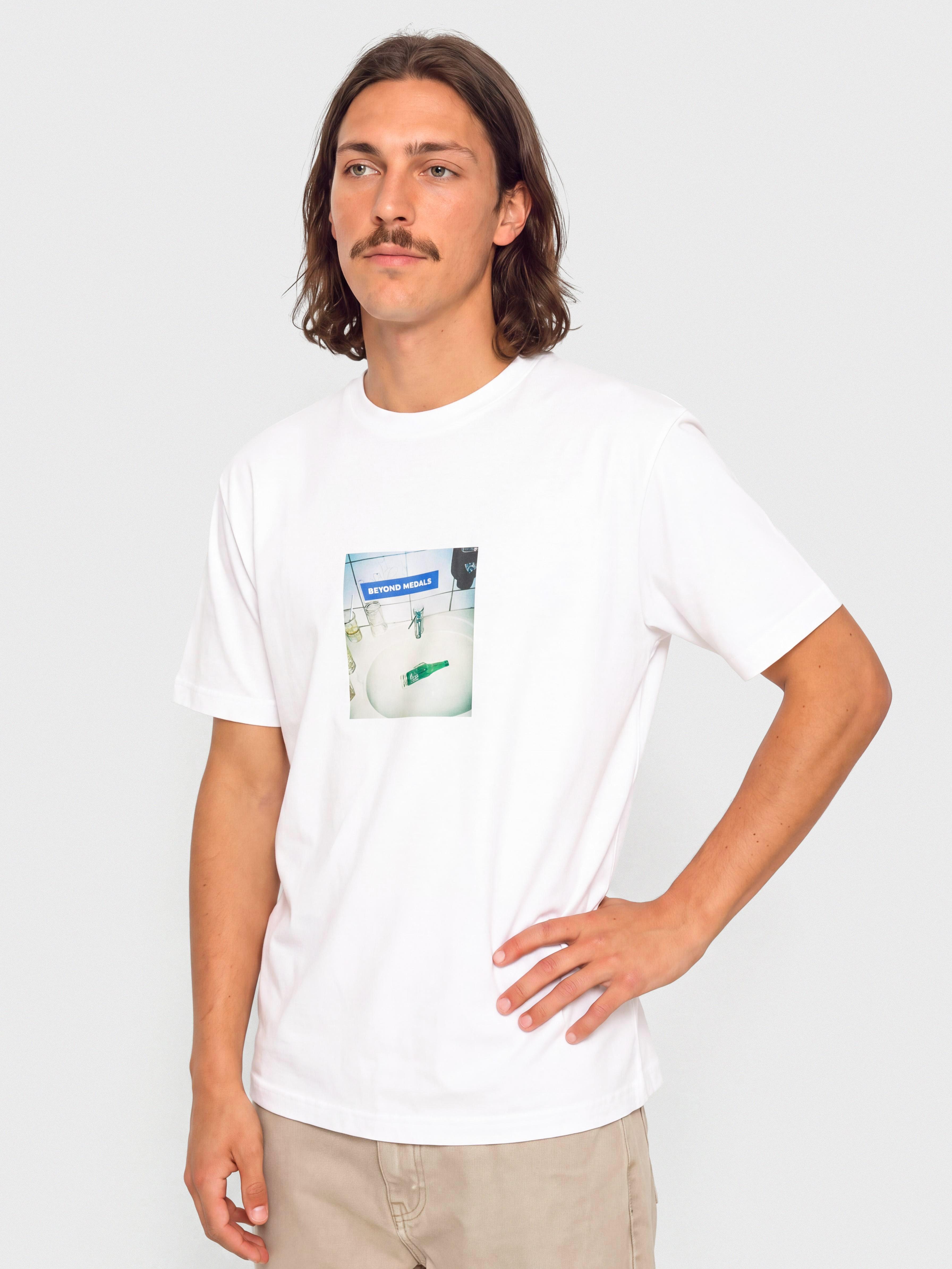 T-shirt Beyond Medals Bottle (white)