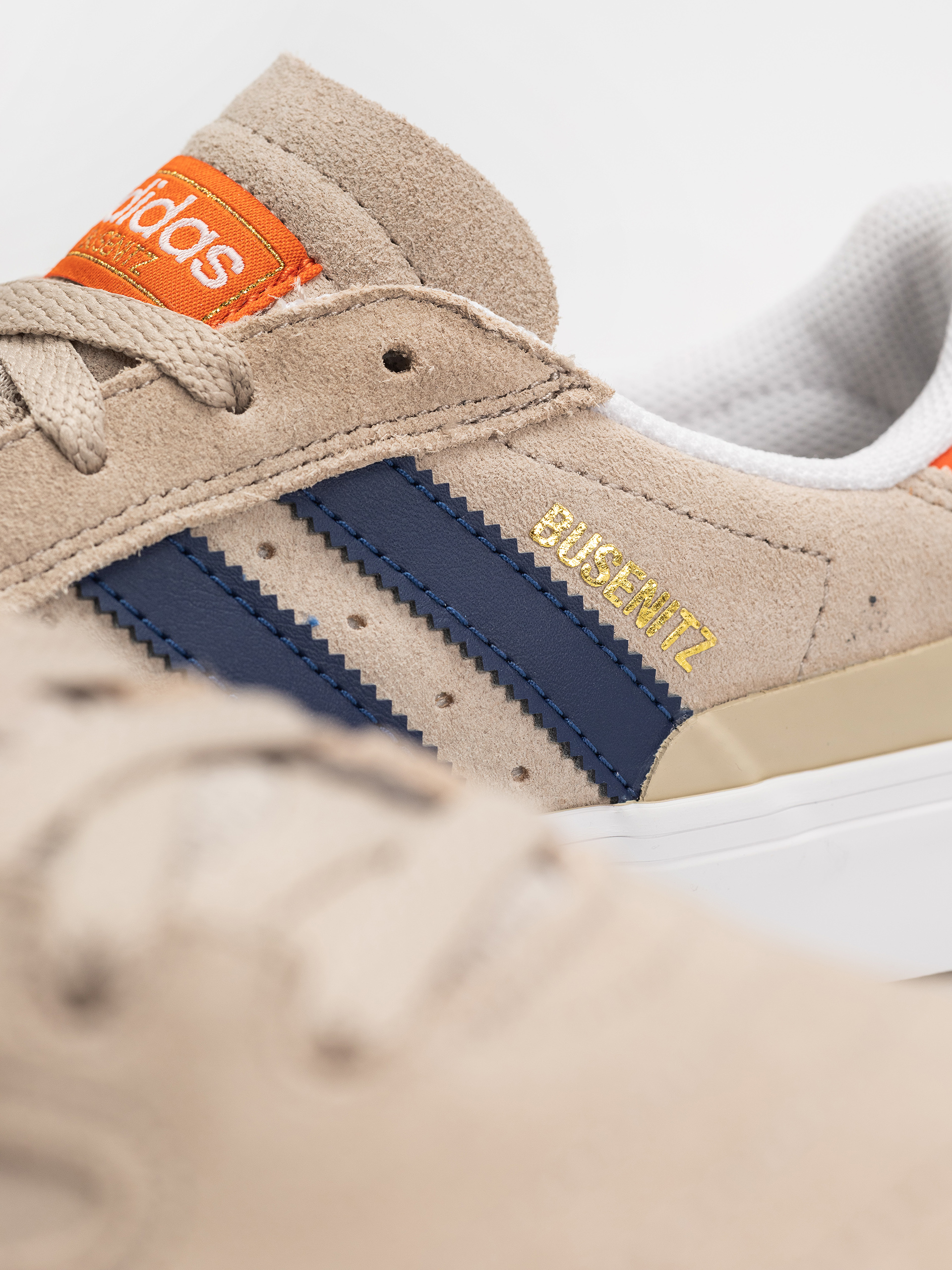 Buty adidas Busenitz Vulc II (wonbei/dkblue/corang)