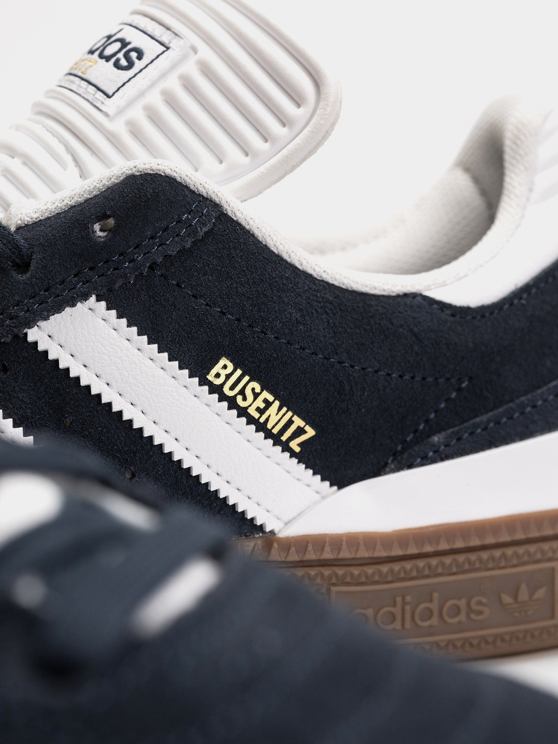Buty adidas Busenitz (aurink/ftwwht/gum5)