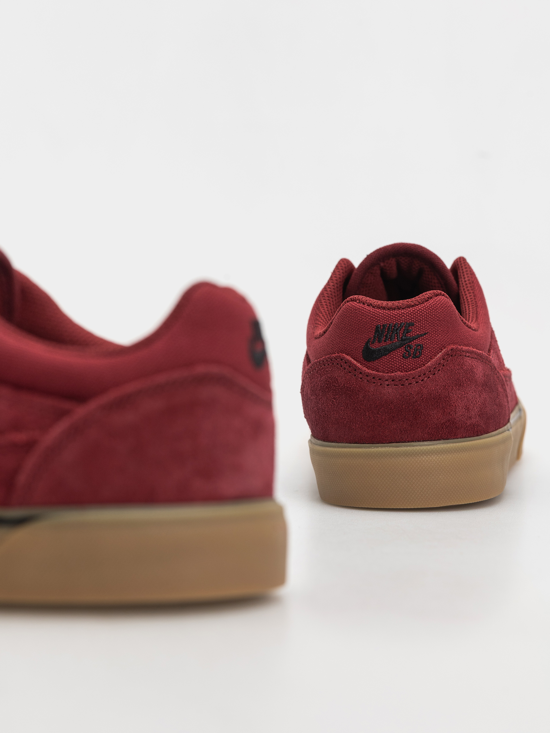 Buty Nike SB Malor (team red/black black gum light brown)
