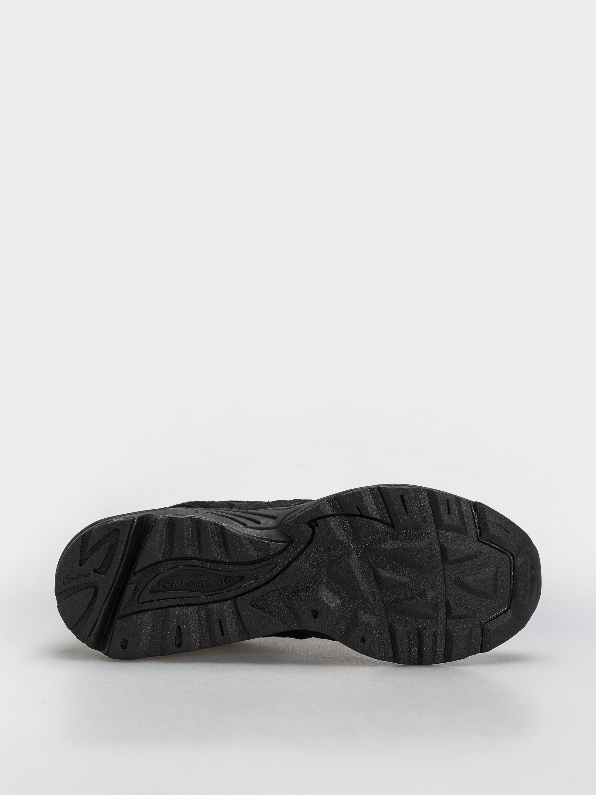 Buty New Balance 880R (black/black)