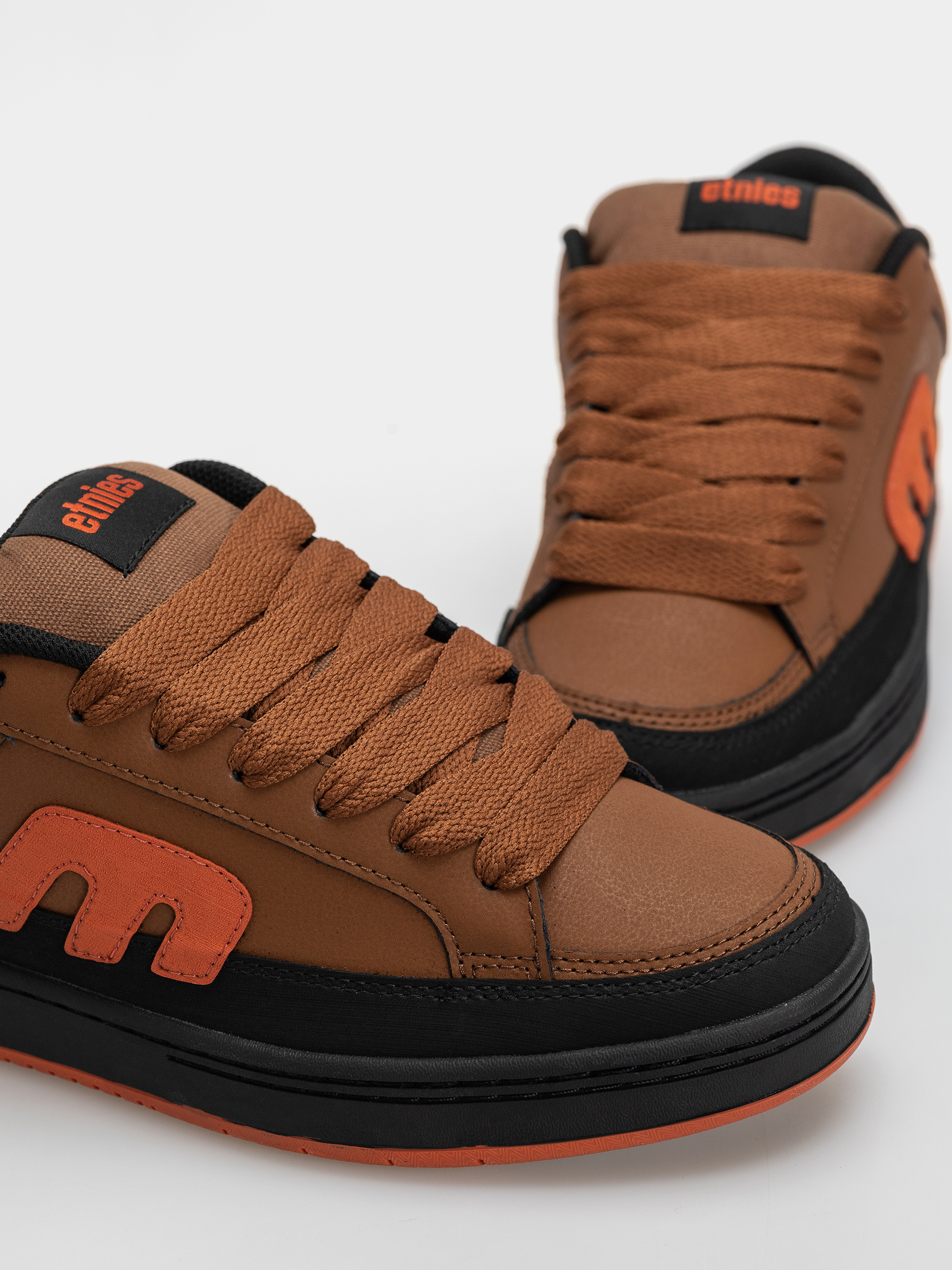 Buty Etnies Kingpin 2K (black/brown)