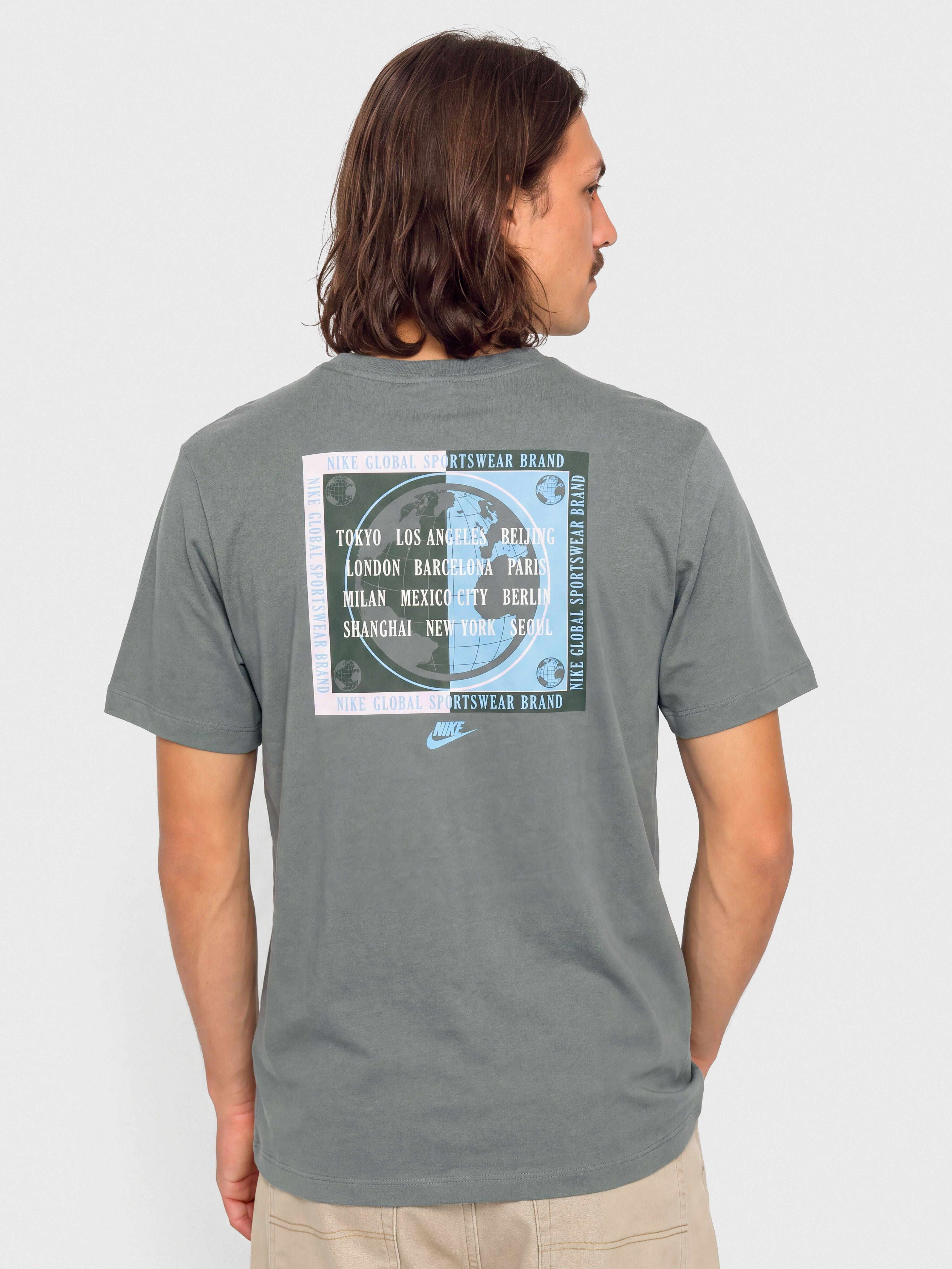 T-shirt Nike SB World (smoke grey)