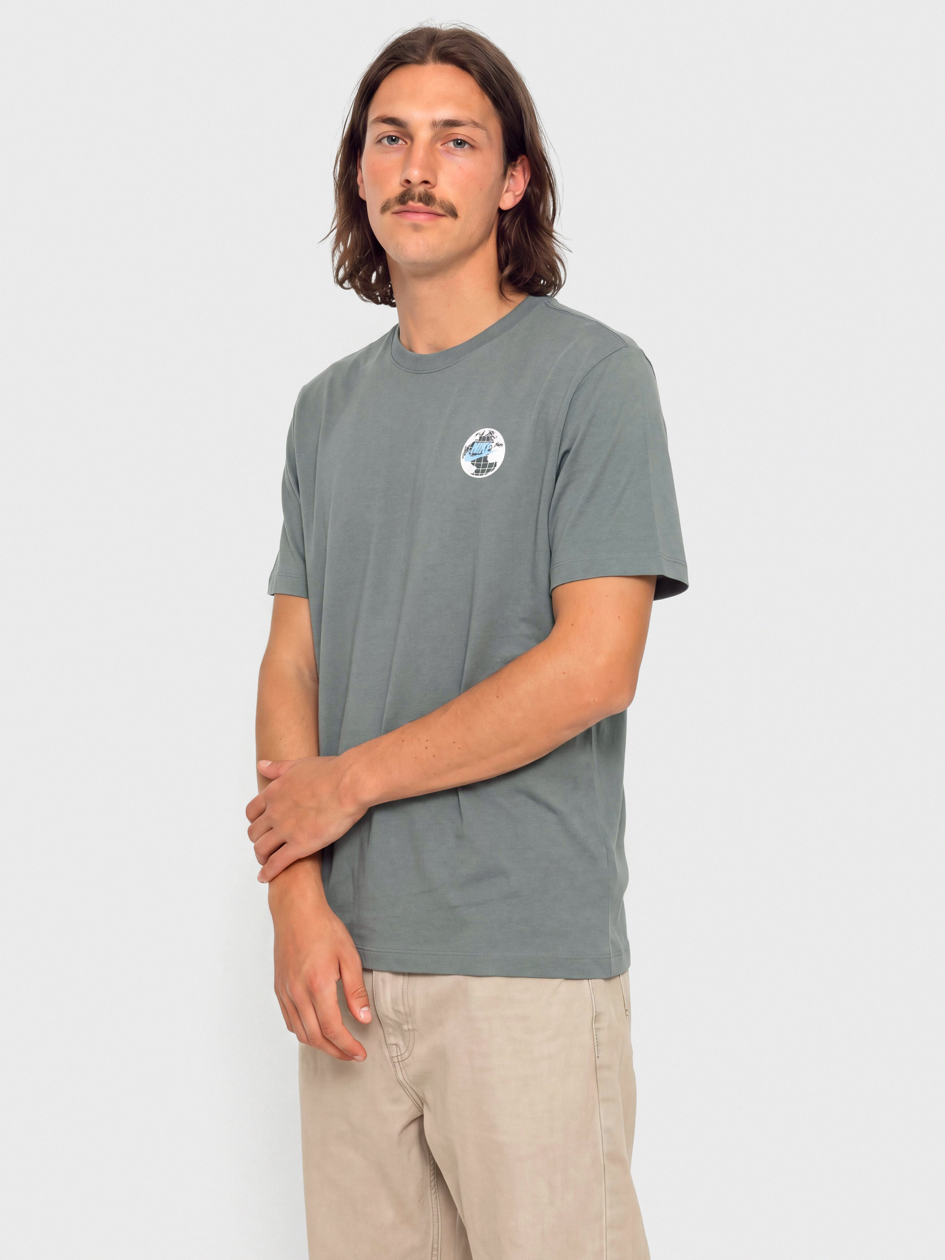 T-shirt Nike SB World (smoke grey)
