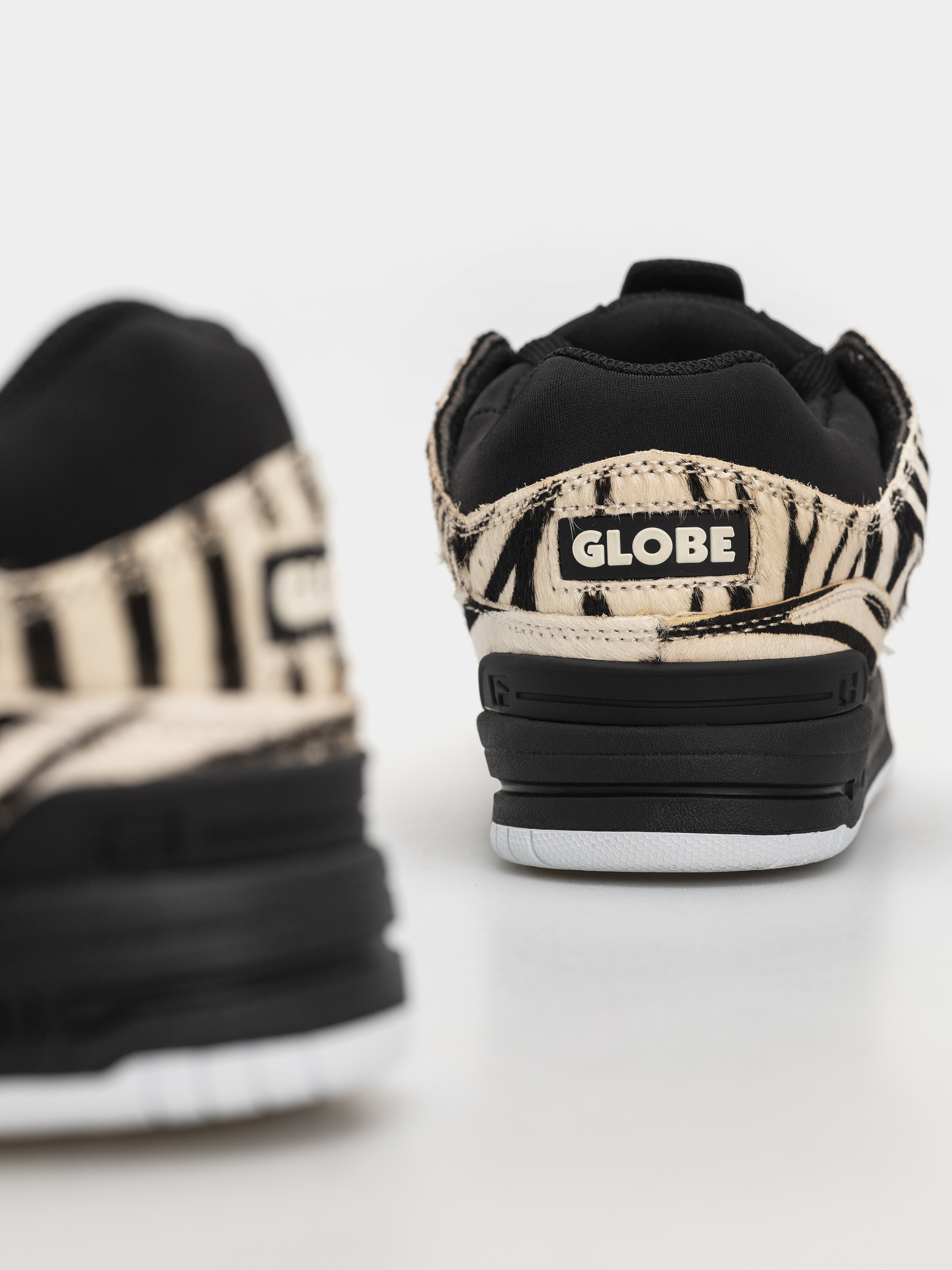 Buty Globe Fusion (zebra)