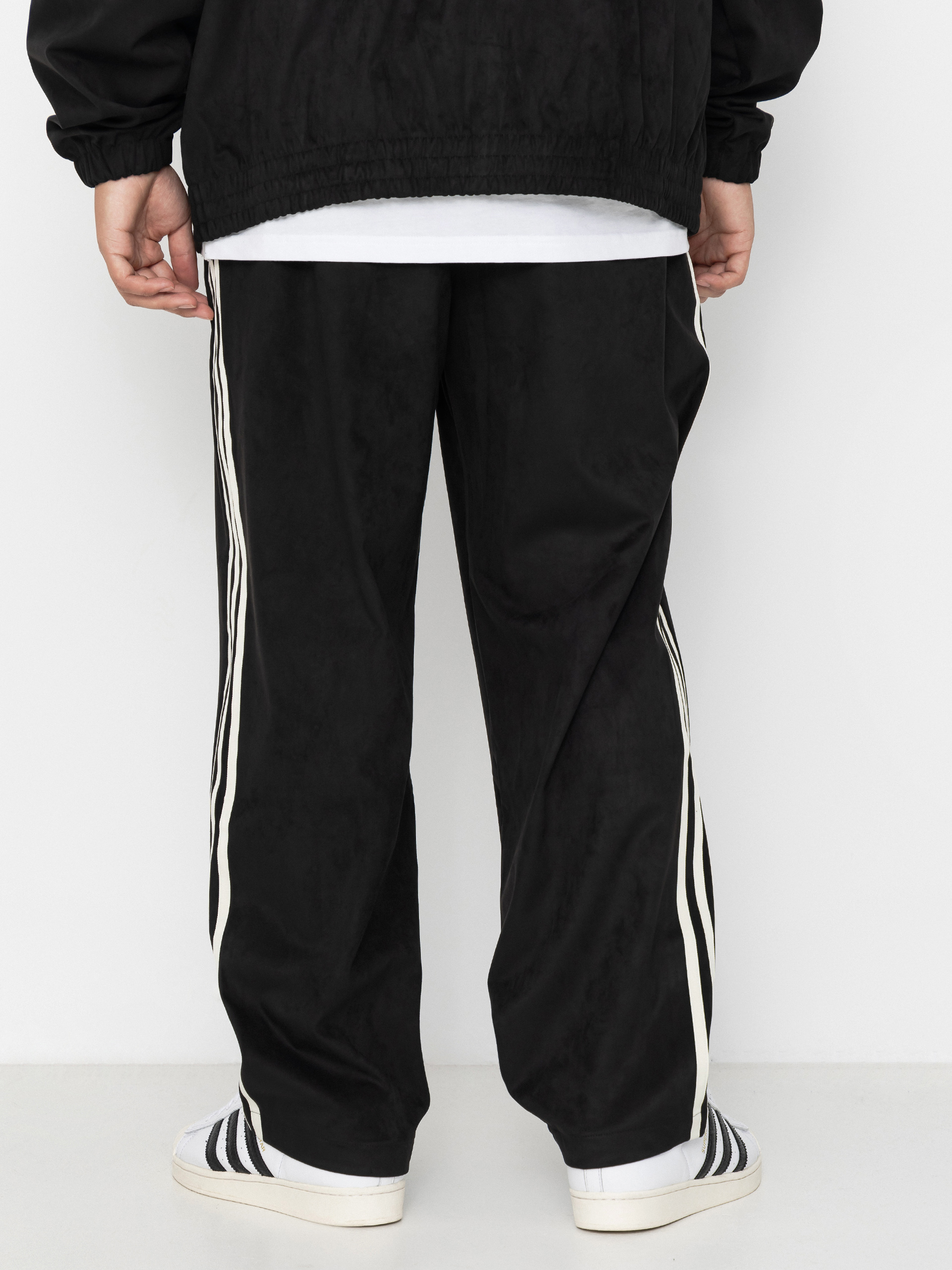 Spodnie adidas Vintage Superfire (black/crewht)