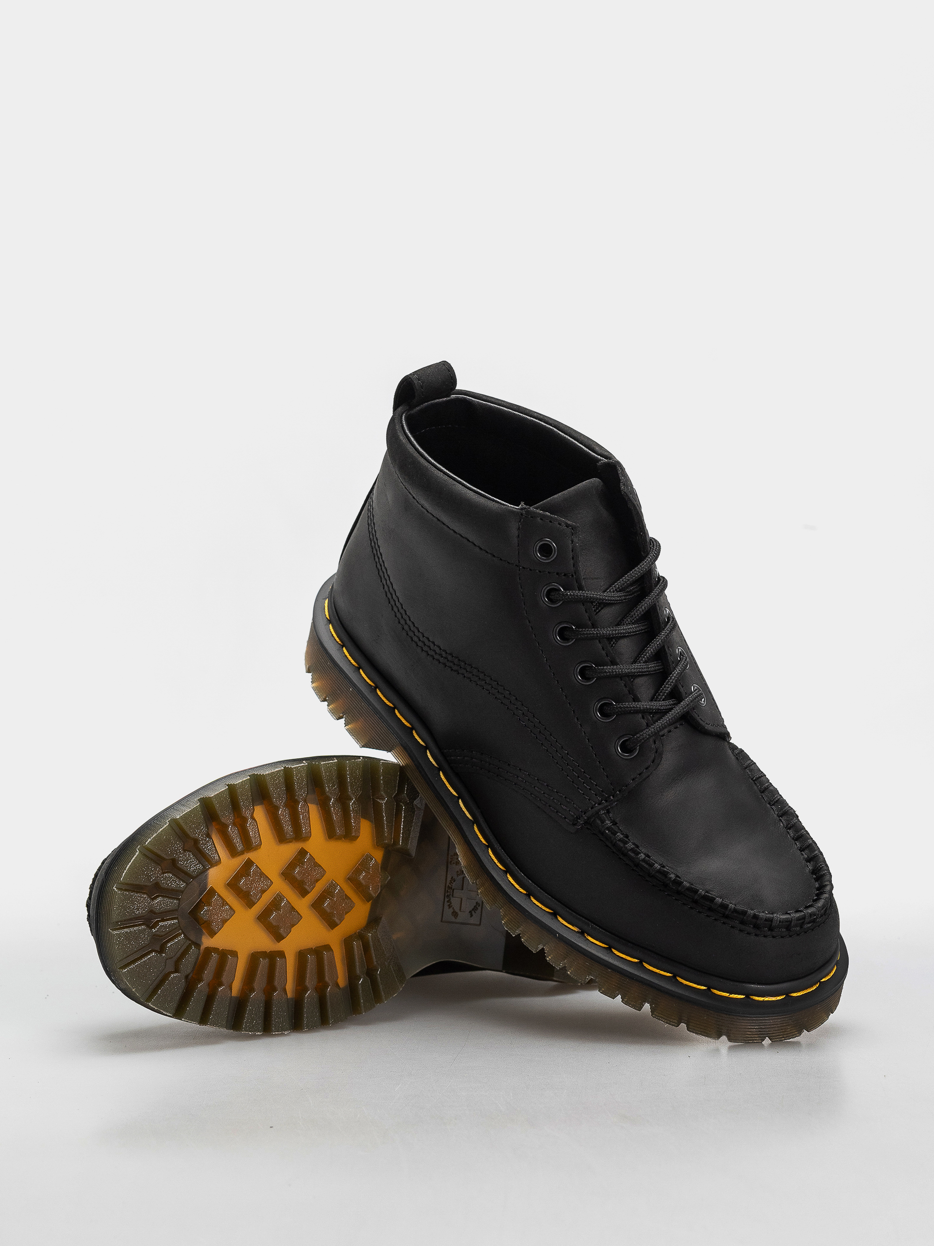 Buty Dr. Martens Lowell Chukka (black)