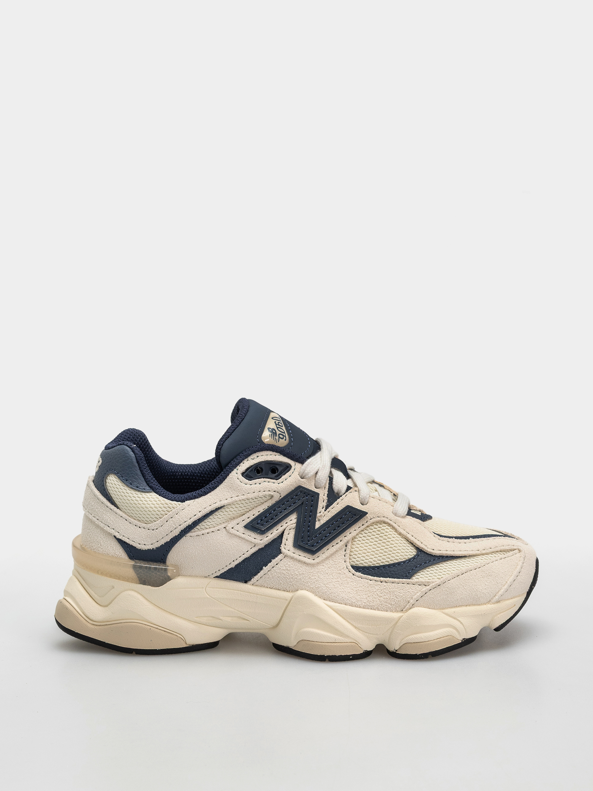 Buty New Balance 9060 JR (nb navy/linen)