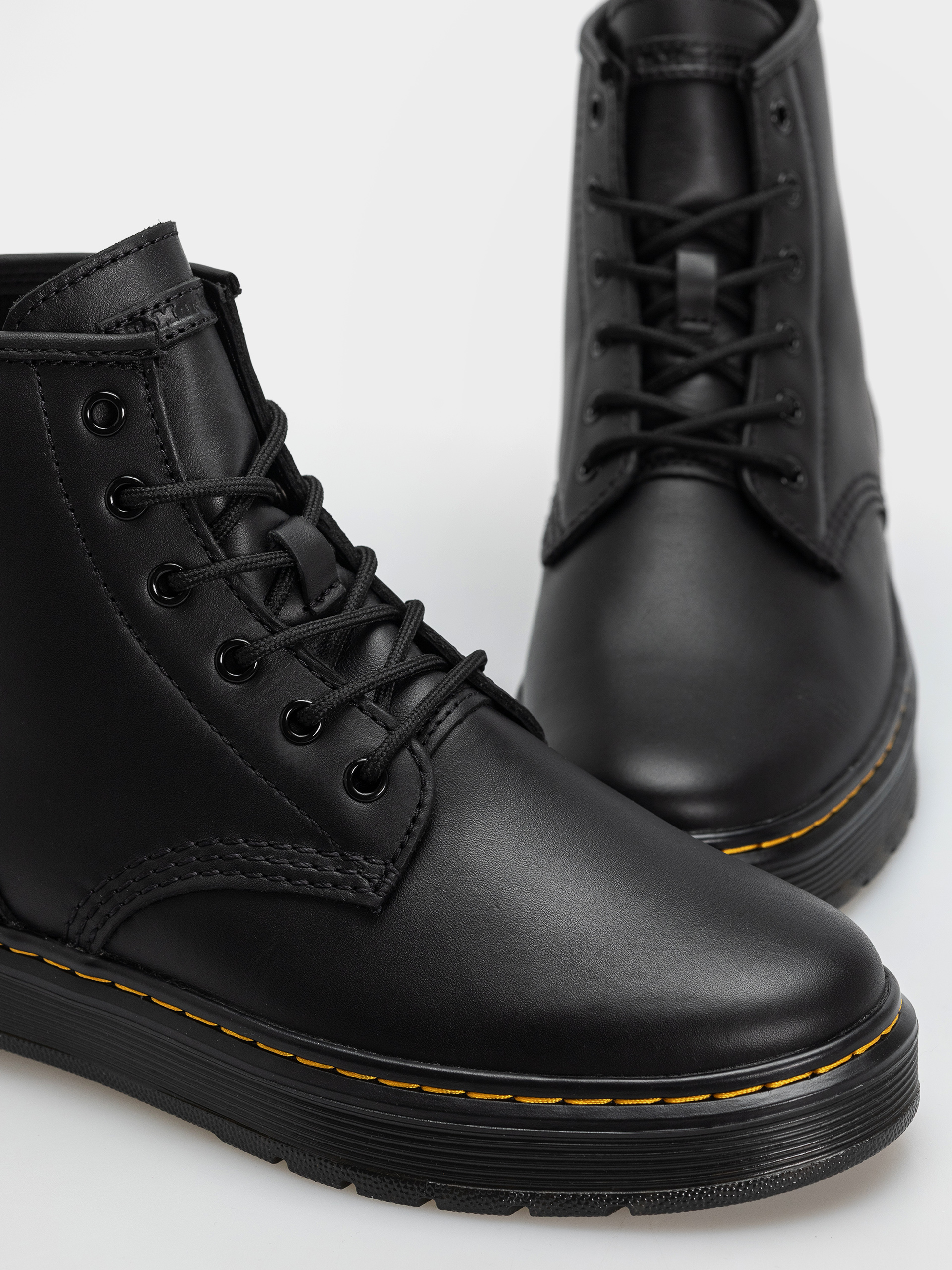 Buty Dr. Martens Brookline Chukka (black)