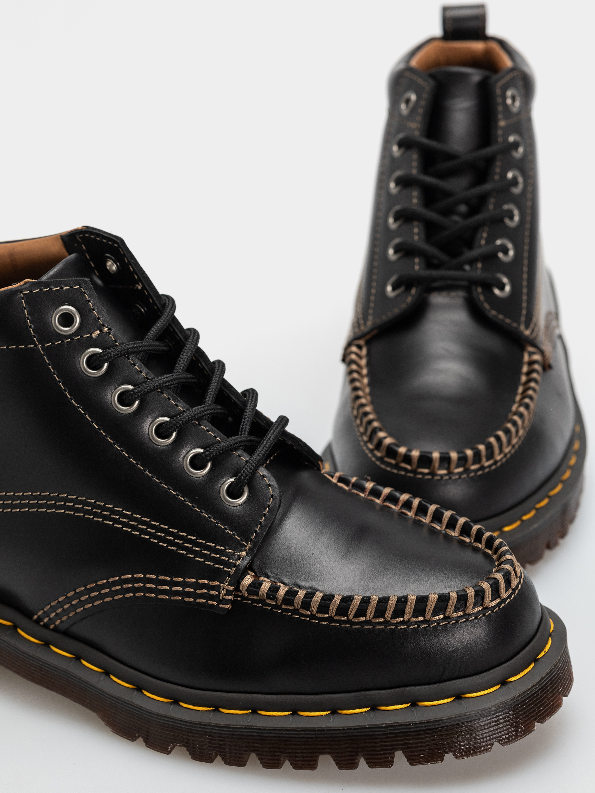 Buty Dr. Martens Lowell Chukka (black )
