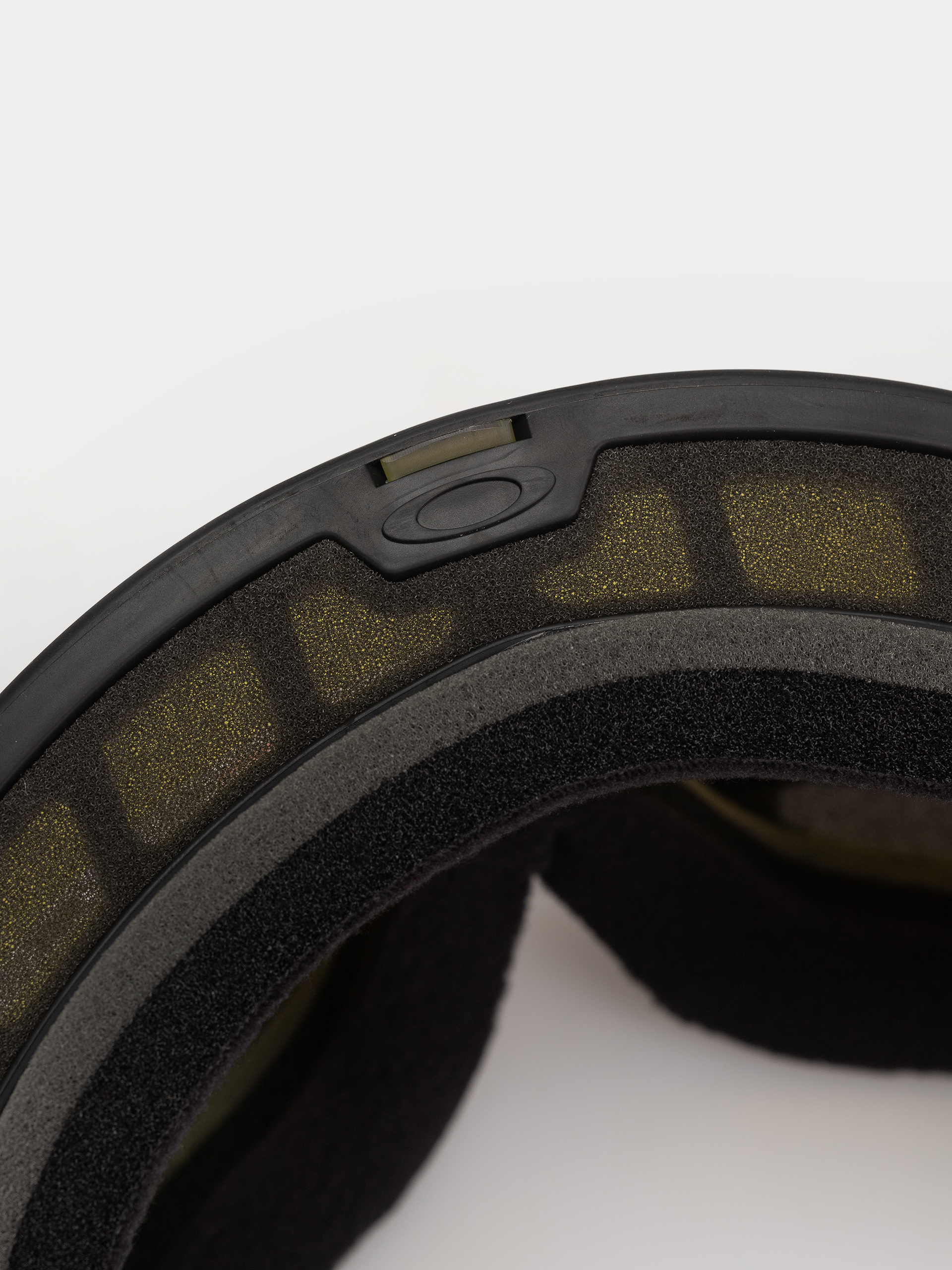 Gogle Oakley Target Line M (matte black/hi yellow)