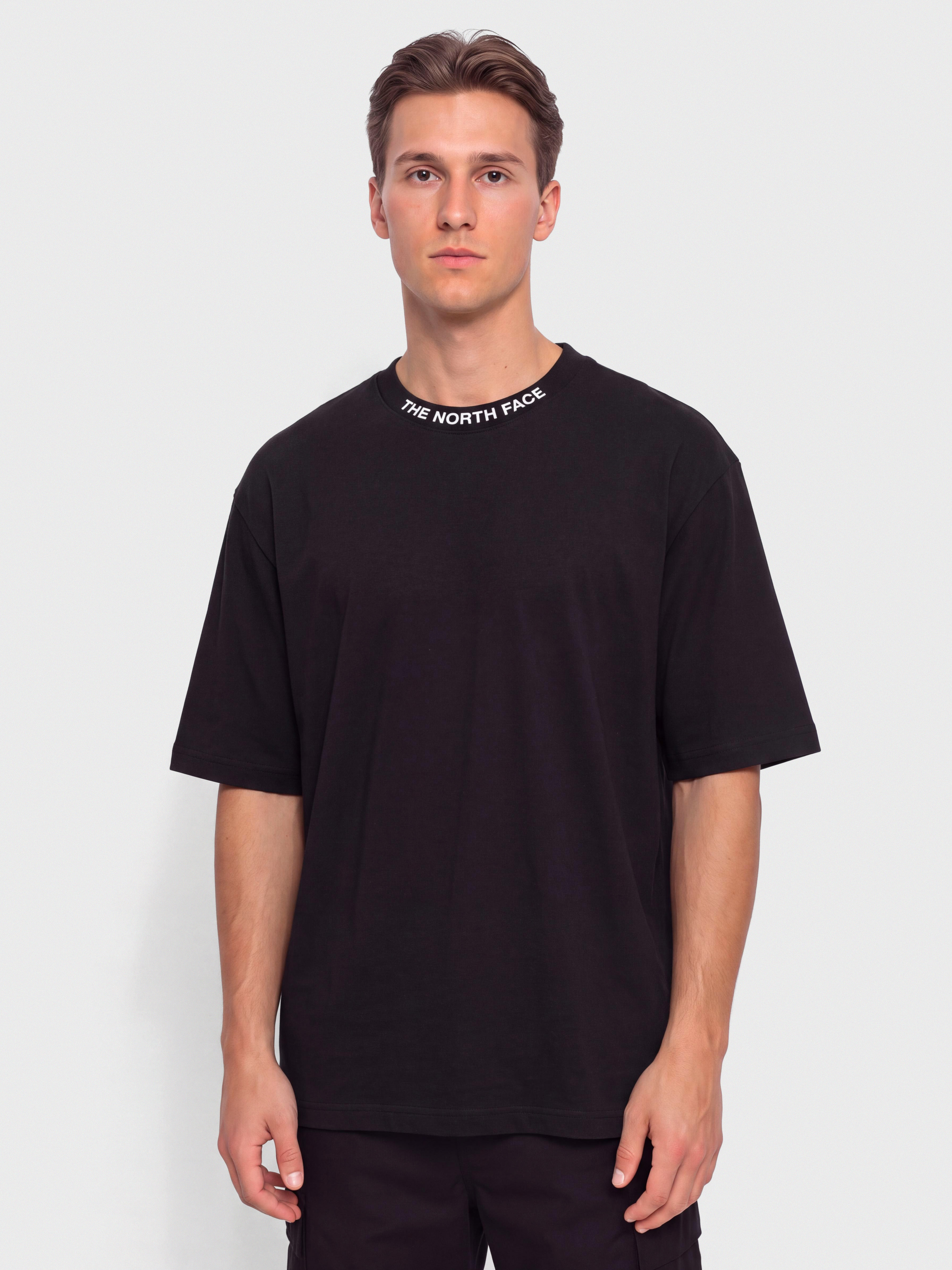 T-shirt The North Face Zumu Relaxed (tnf black)