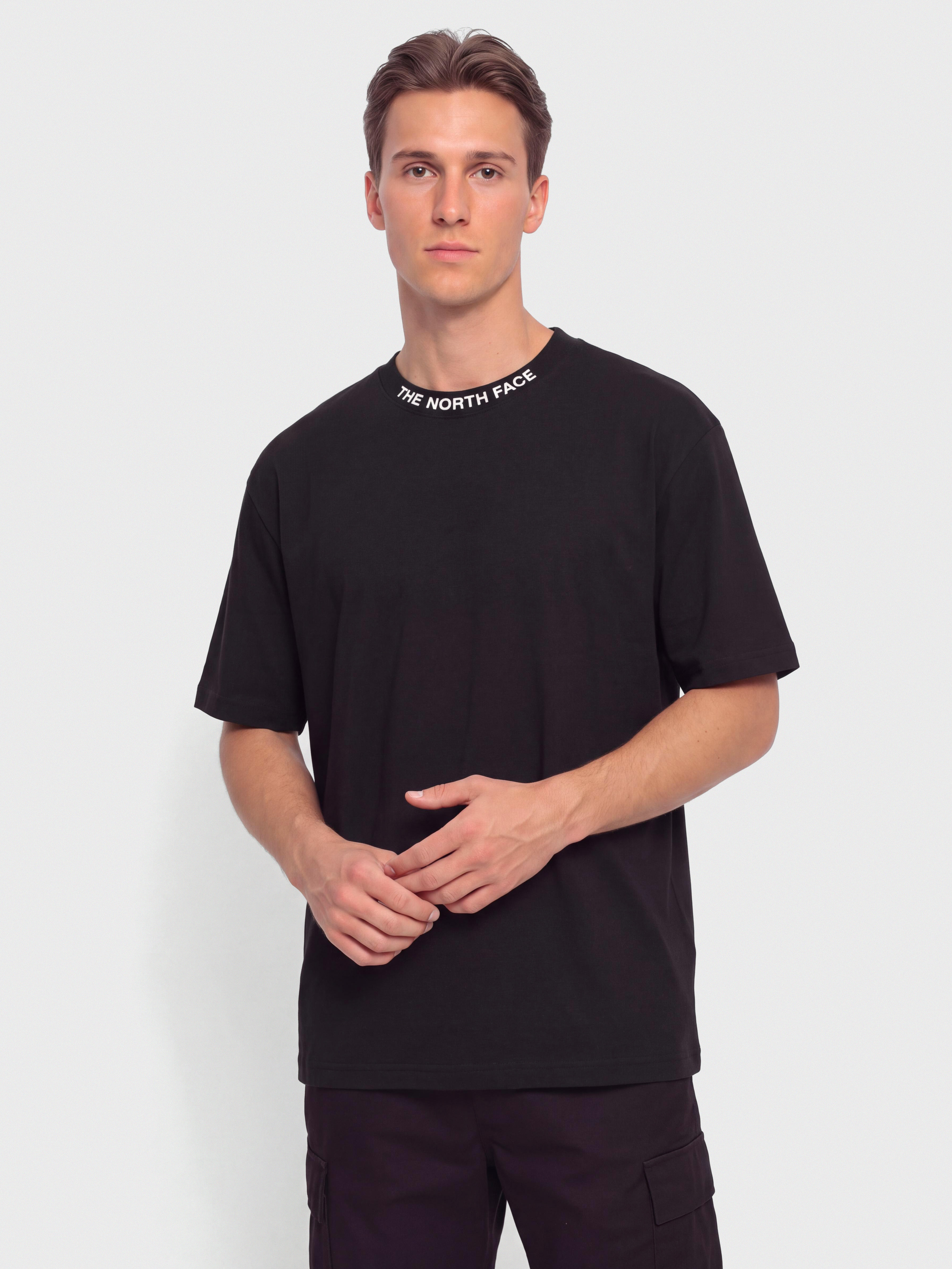 T-shirt The North Face Zumu Relaxed (tnf black)