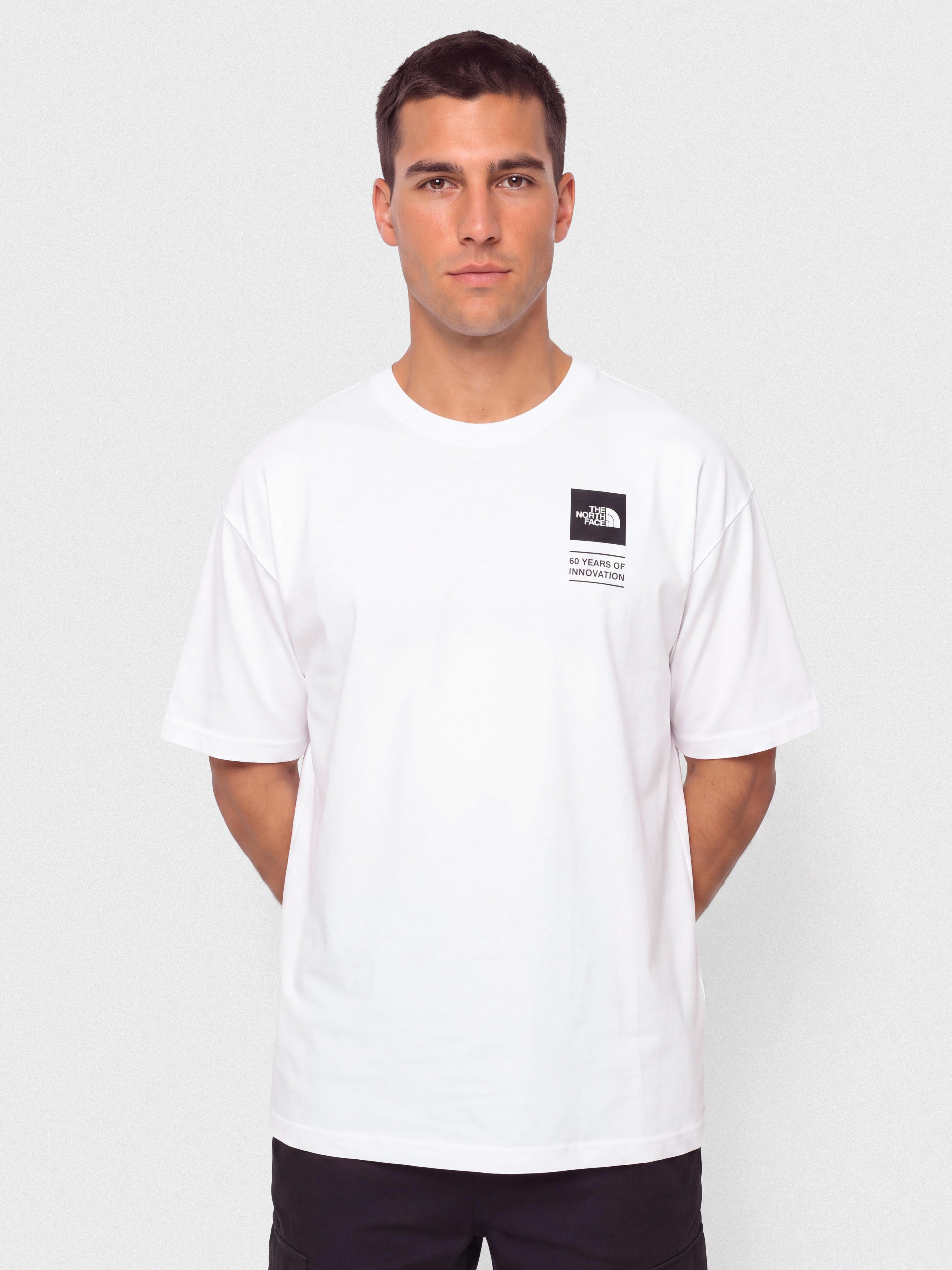 T-shirt The North Face Tnf Celebration Relaxed (tnf white)