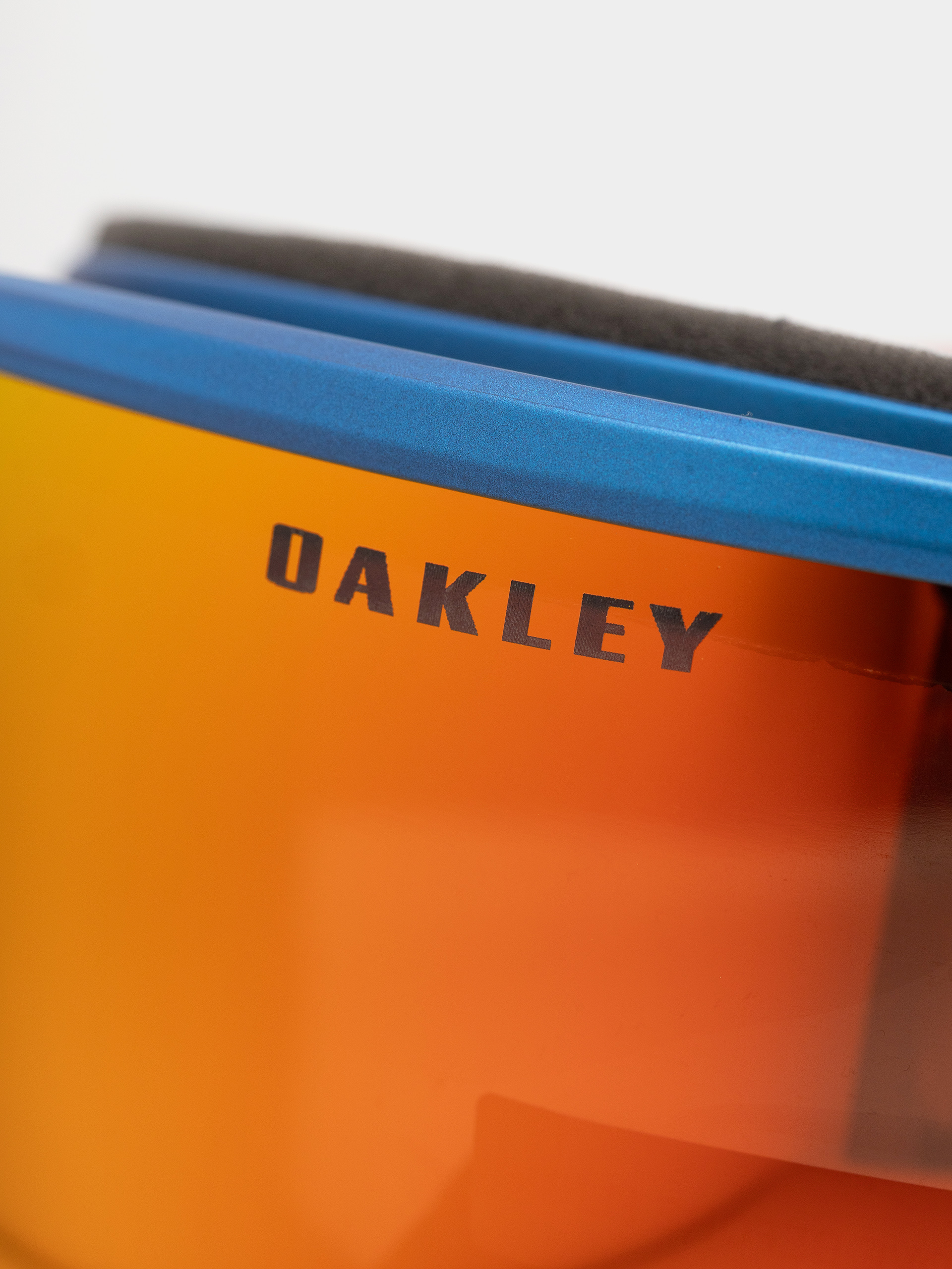 Gogle Oakley Flight Tracker L (anodized blue/prizm torch)