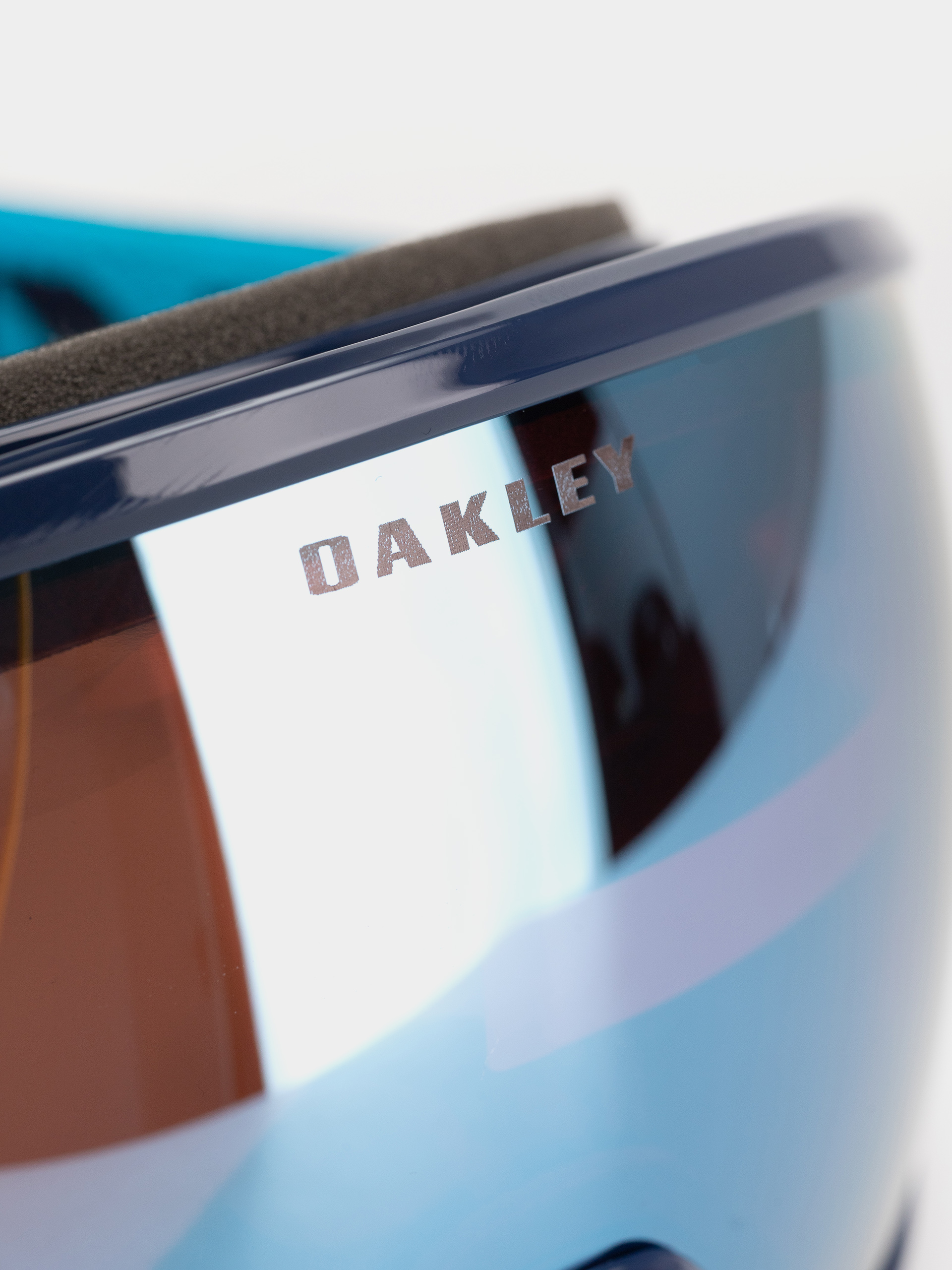 Gogle Oakley Flight Tracker M (abyss/prizm snow sappire iridium)
