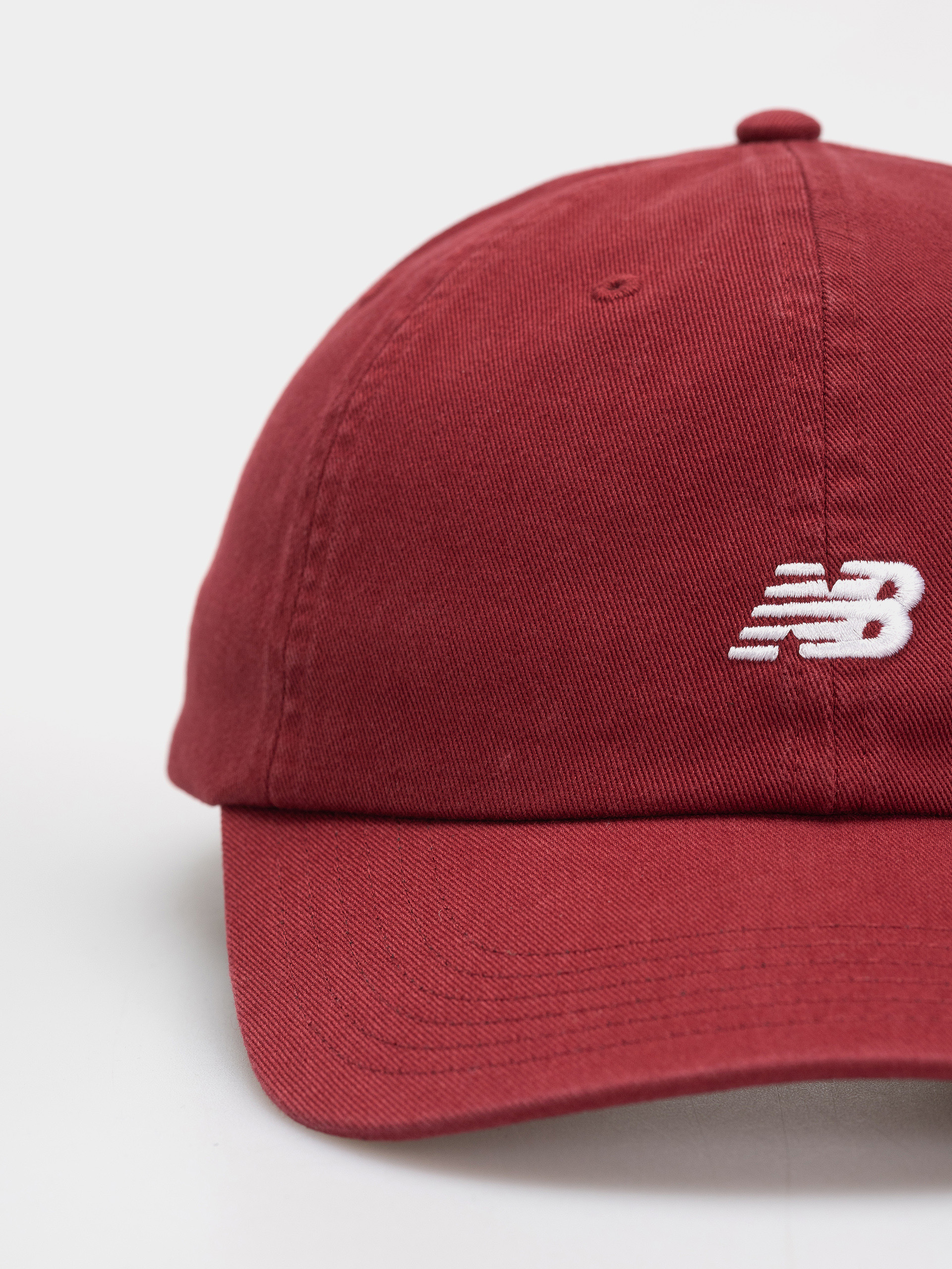 Czapka z daszkiem New Balance 6 Panel Classic Hat V 2.0 (podium red)