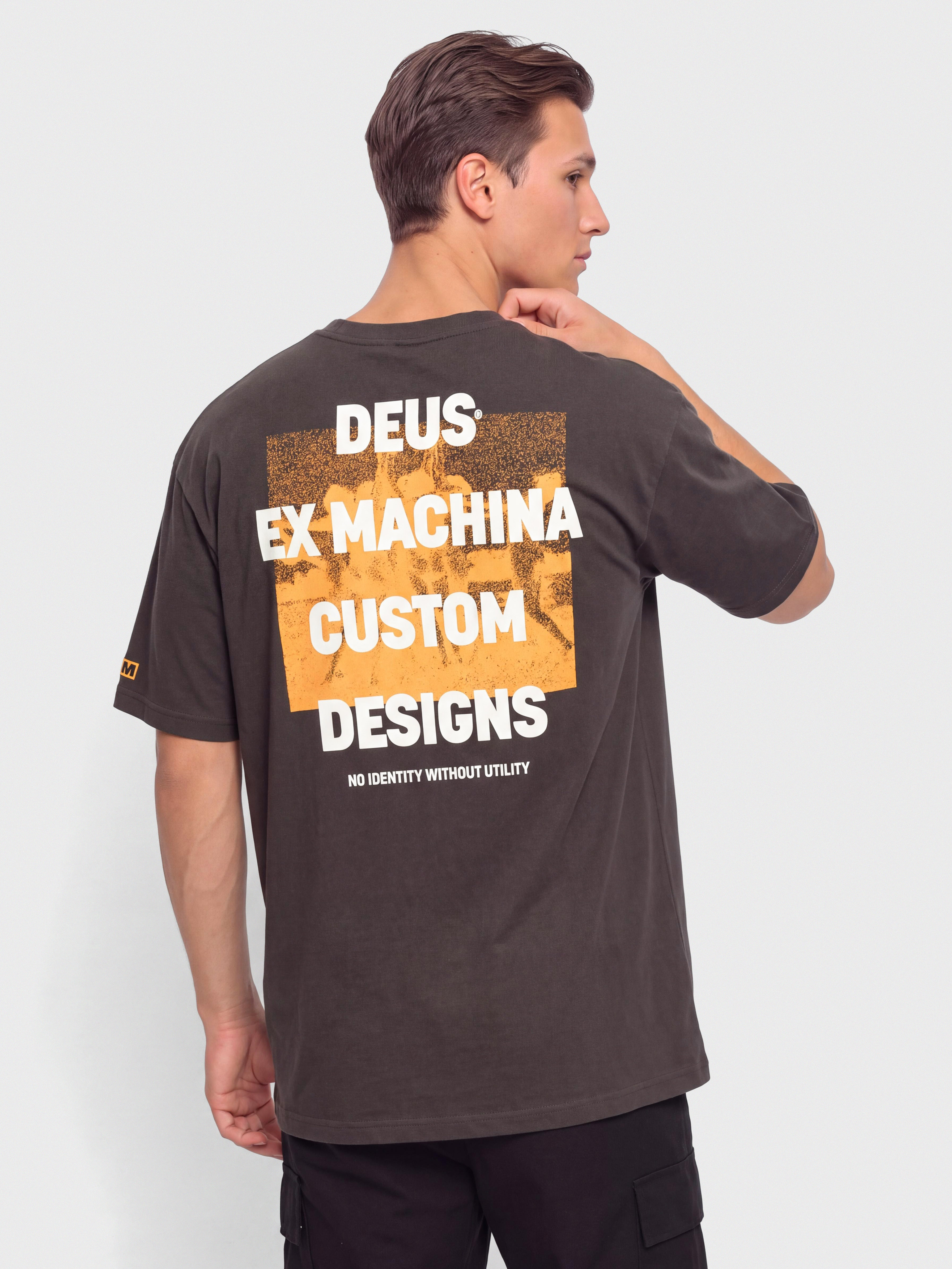 T-shirt Deus Ex Machina Utility Os