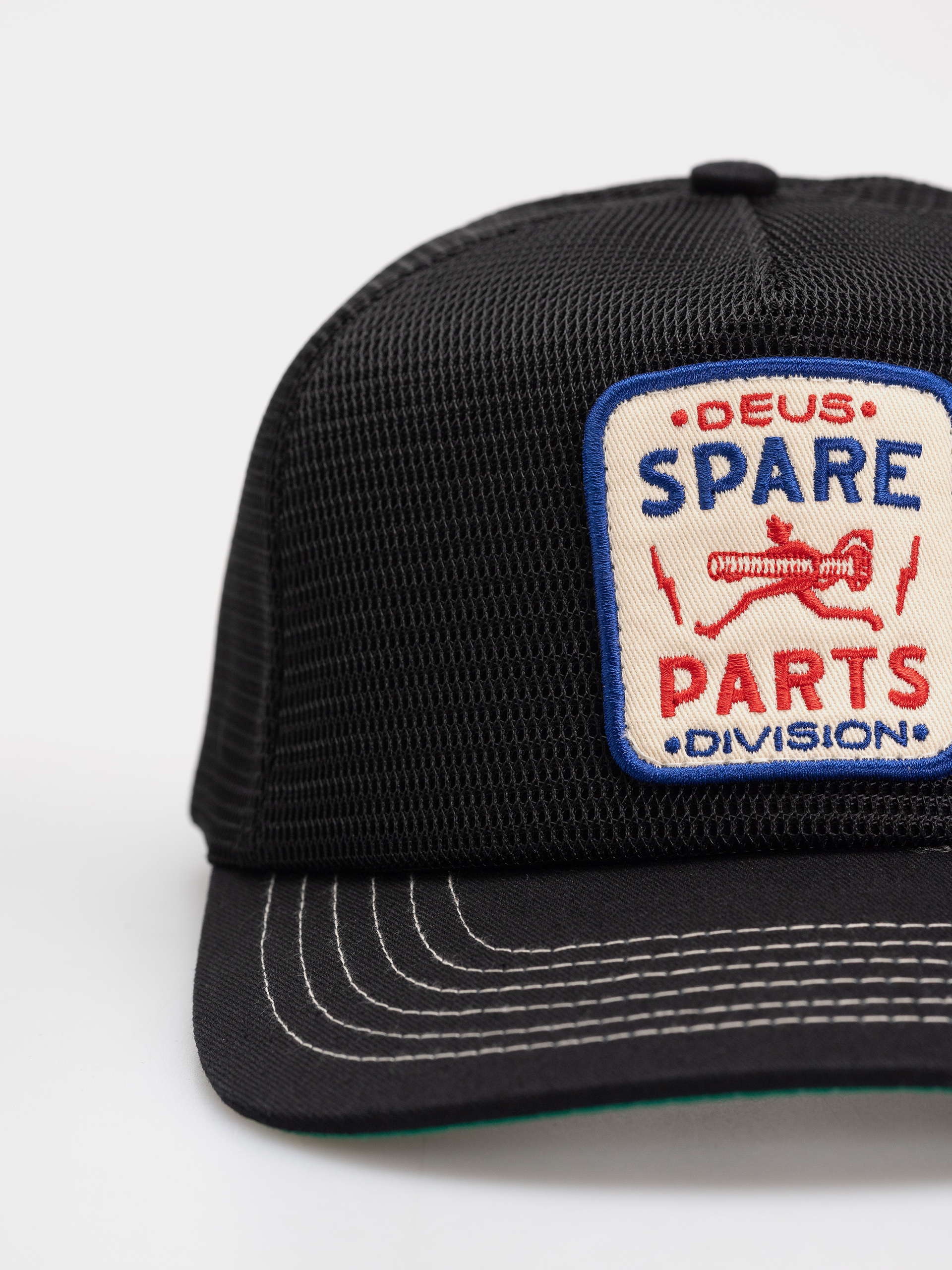 Czapka z daszkiem Deus Ex Machina Mudflap Trucker (black)