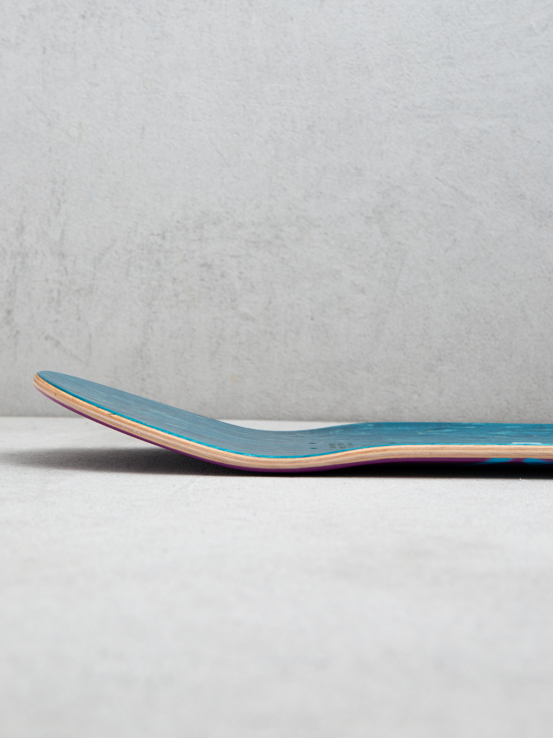 Deck Element Neon Jaakko Ojanen
