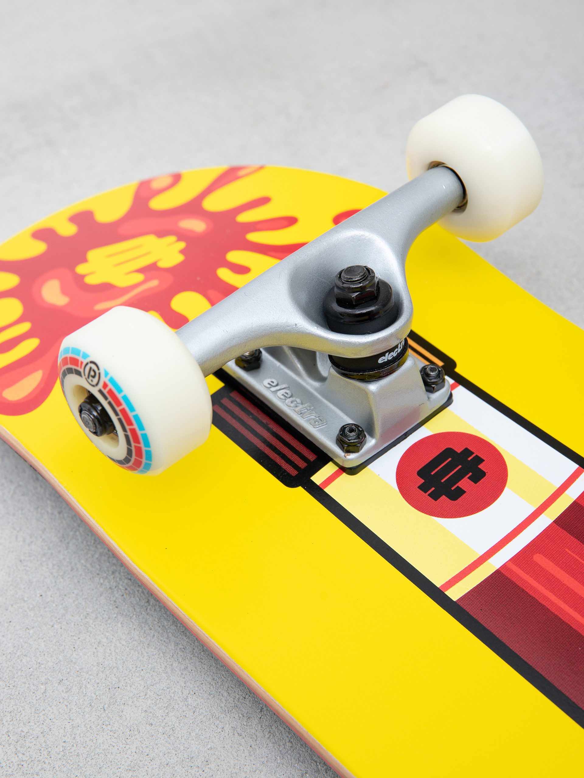 Deskorolka Cartel Skateboards Hot sauce (yellow)