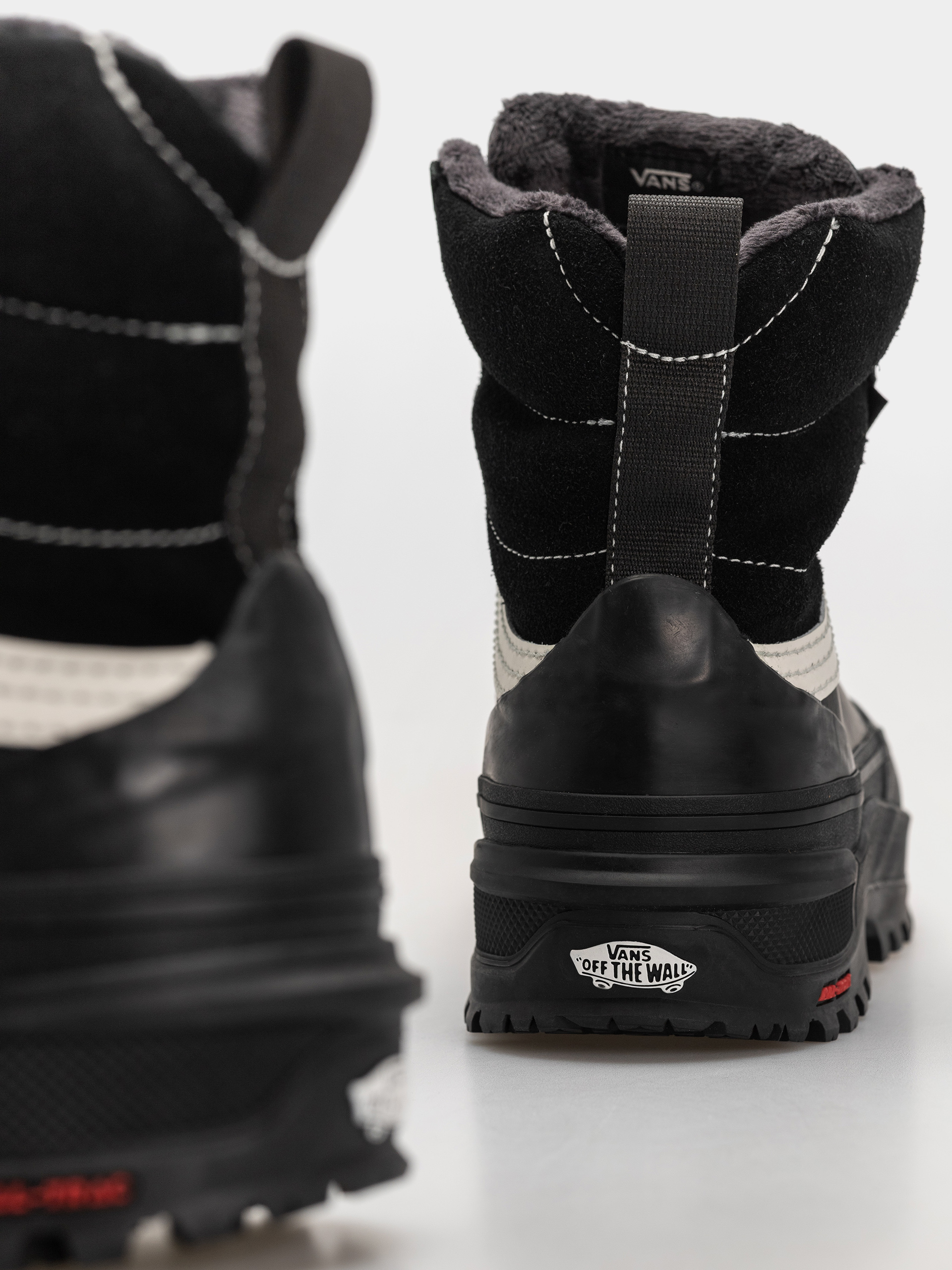 Buty Vans Standard Mid 2.0 Mte (black/white)